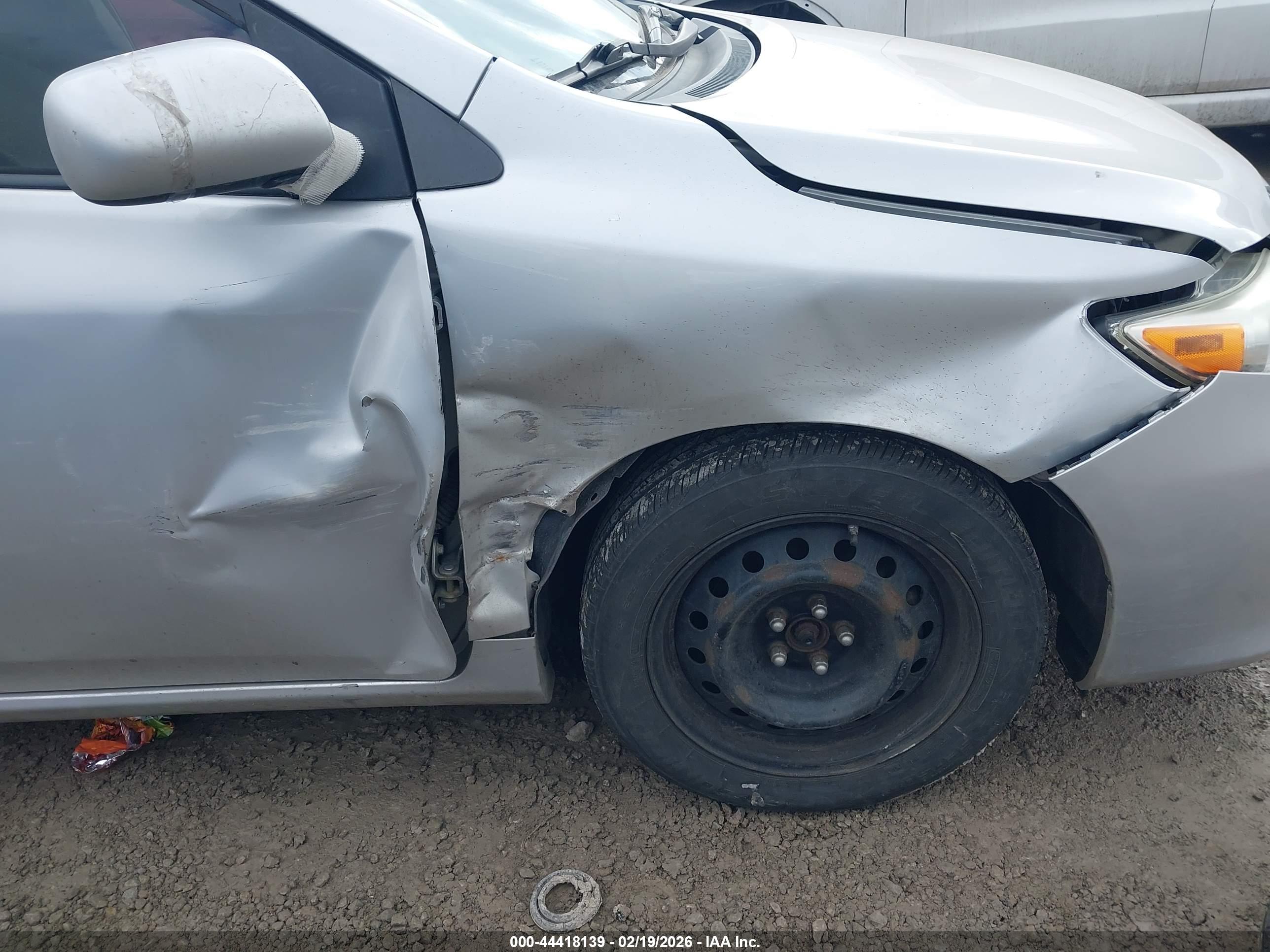 TOYOTA COROLLA image 6