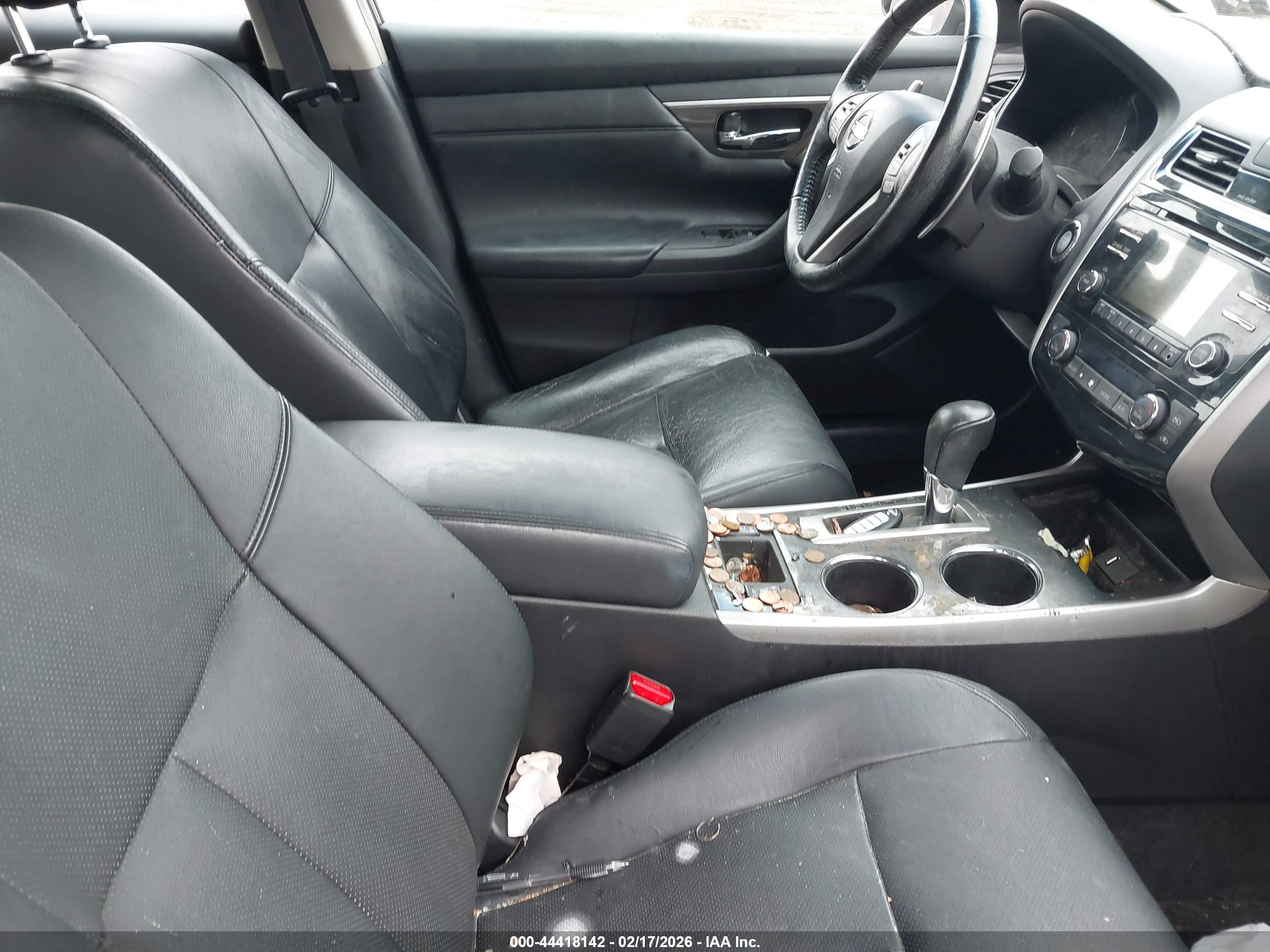NISSAN ALTIMA image 5