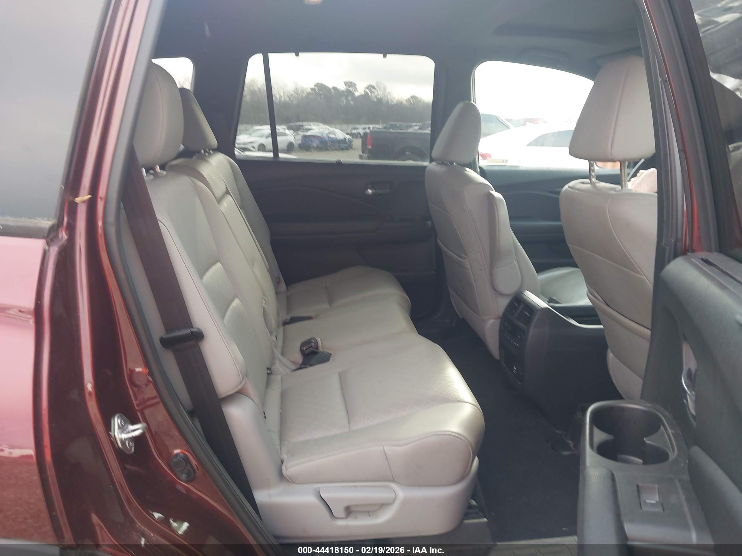HONDA PASSPORT image 8