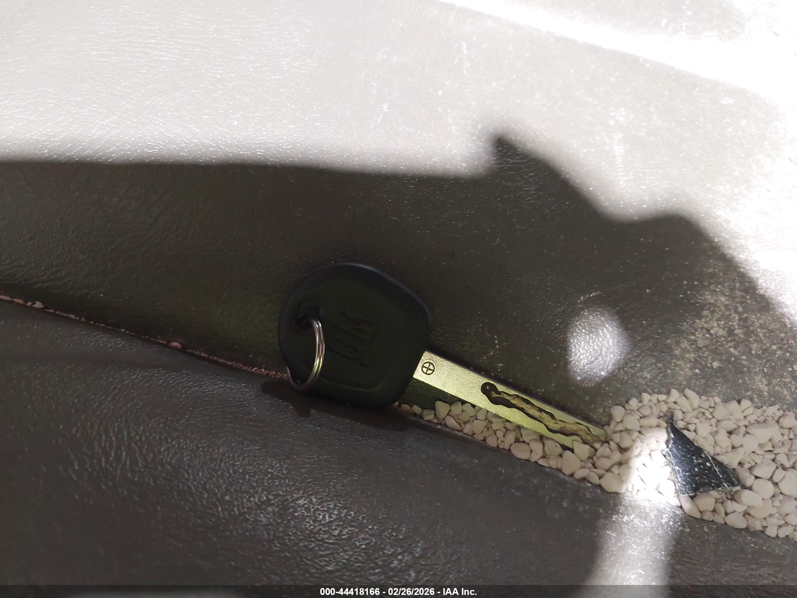GMC SAVANA image 11