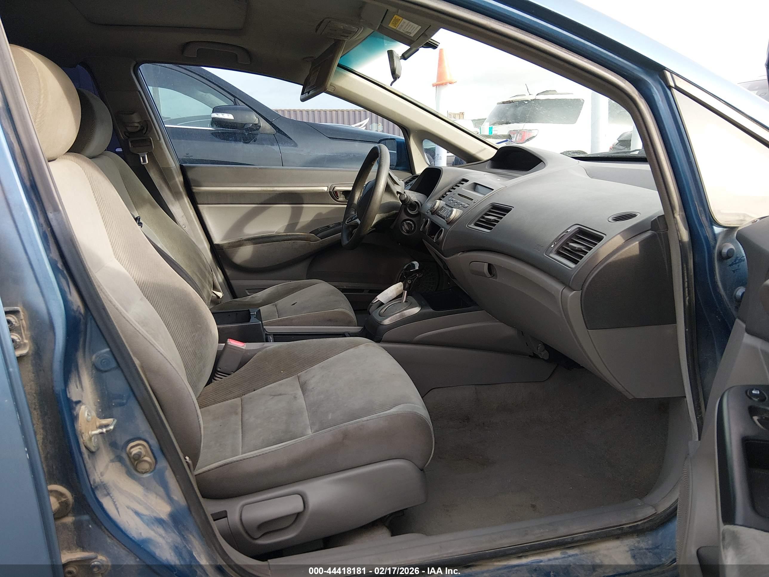 HONDA CIVIC image 5