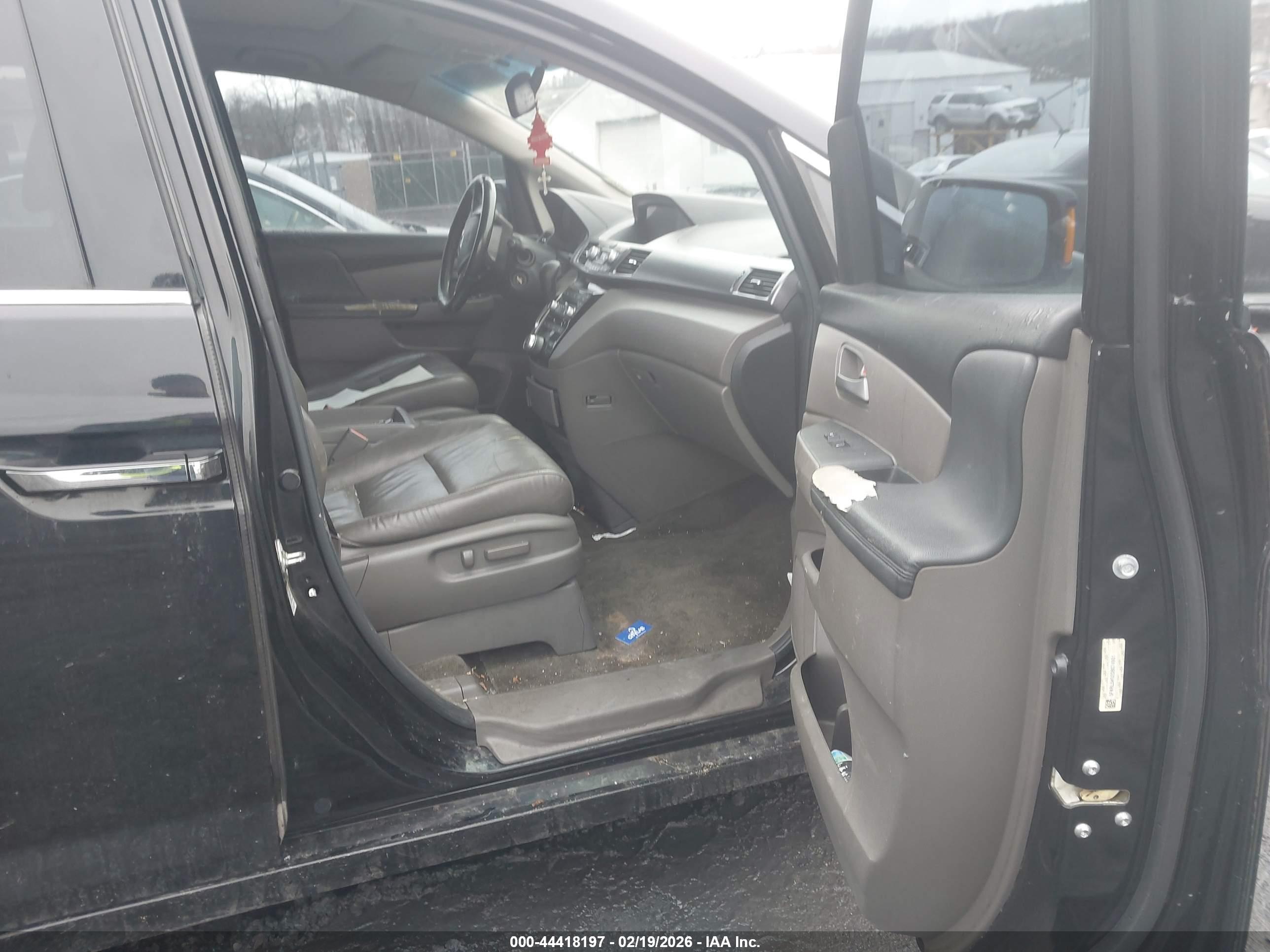 HONDA ODYSSEY image 5