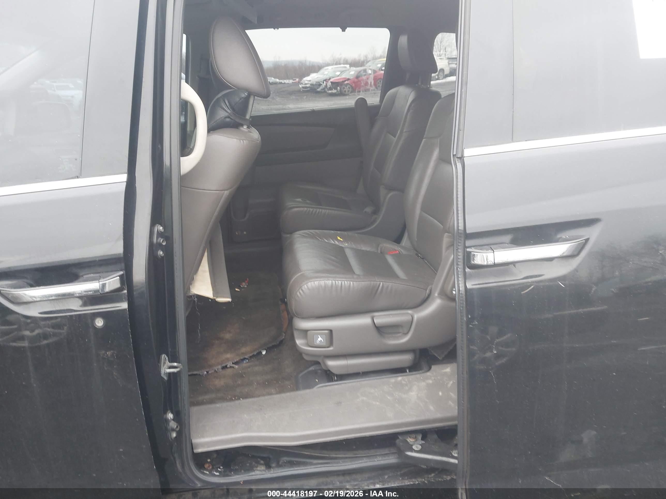 HONDA ODYSSEY image 8