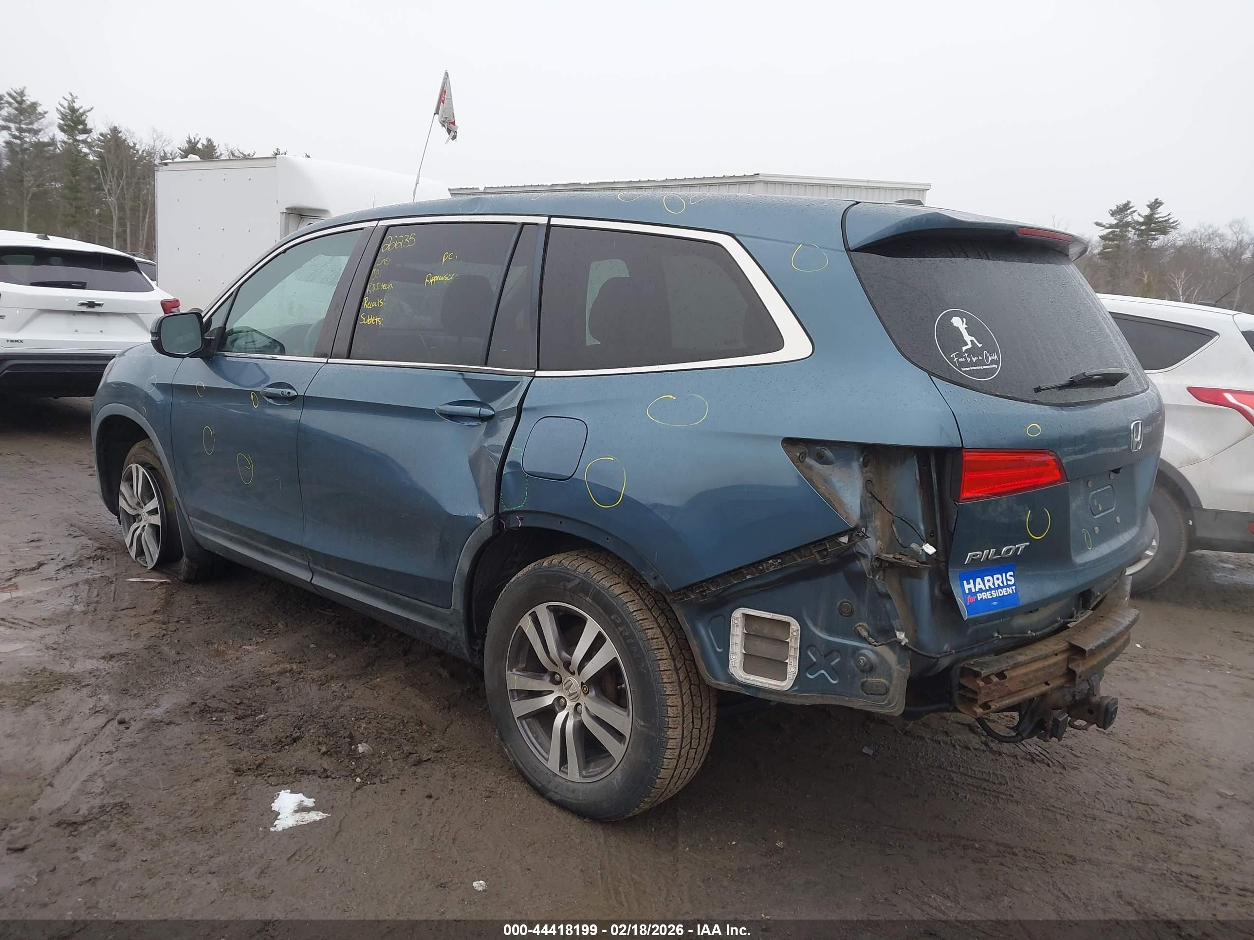 HONDA PILOT image 3