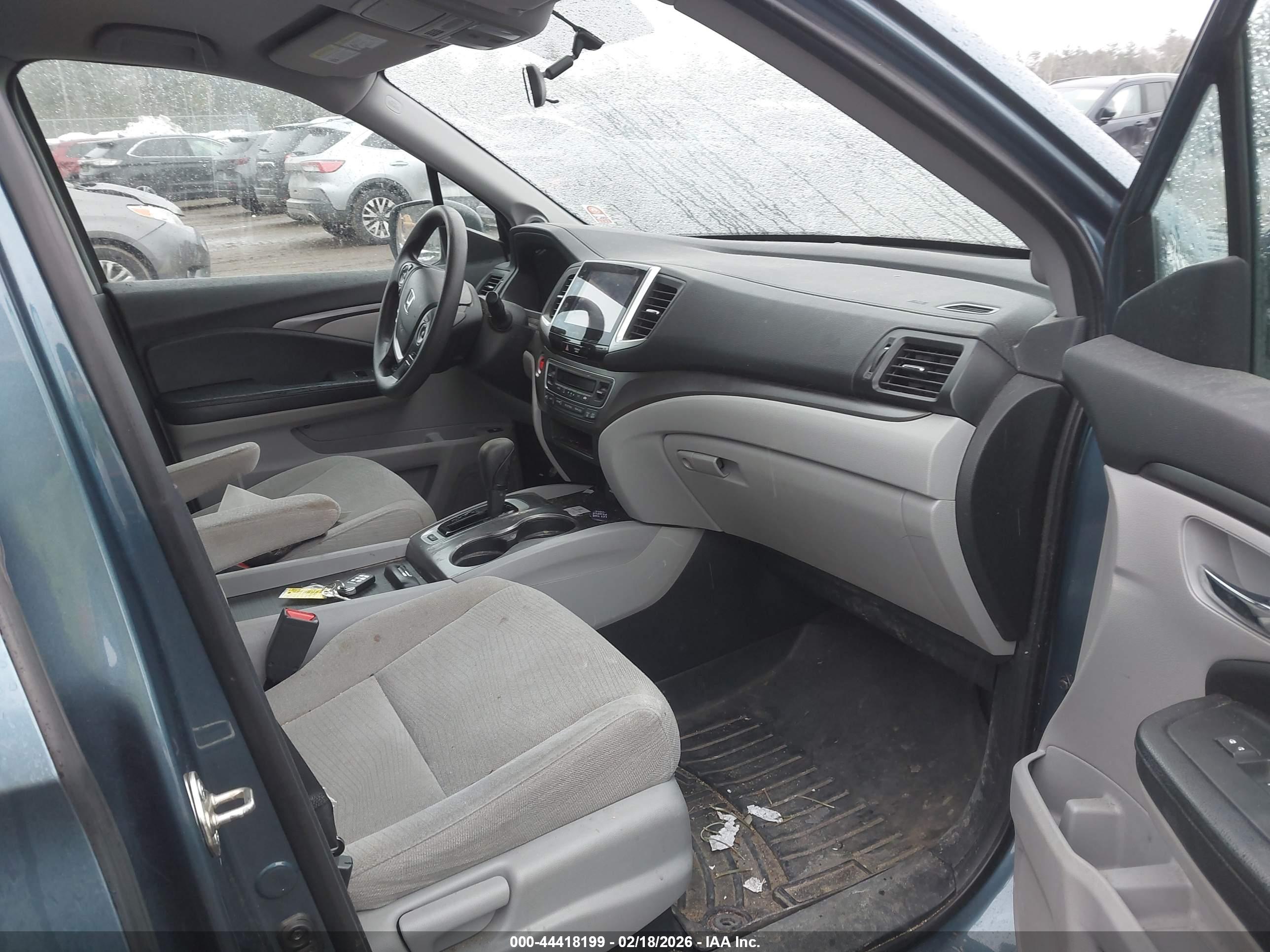 HONDA PILOT image 5