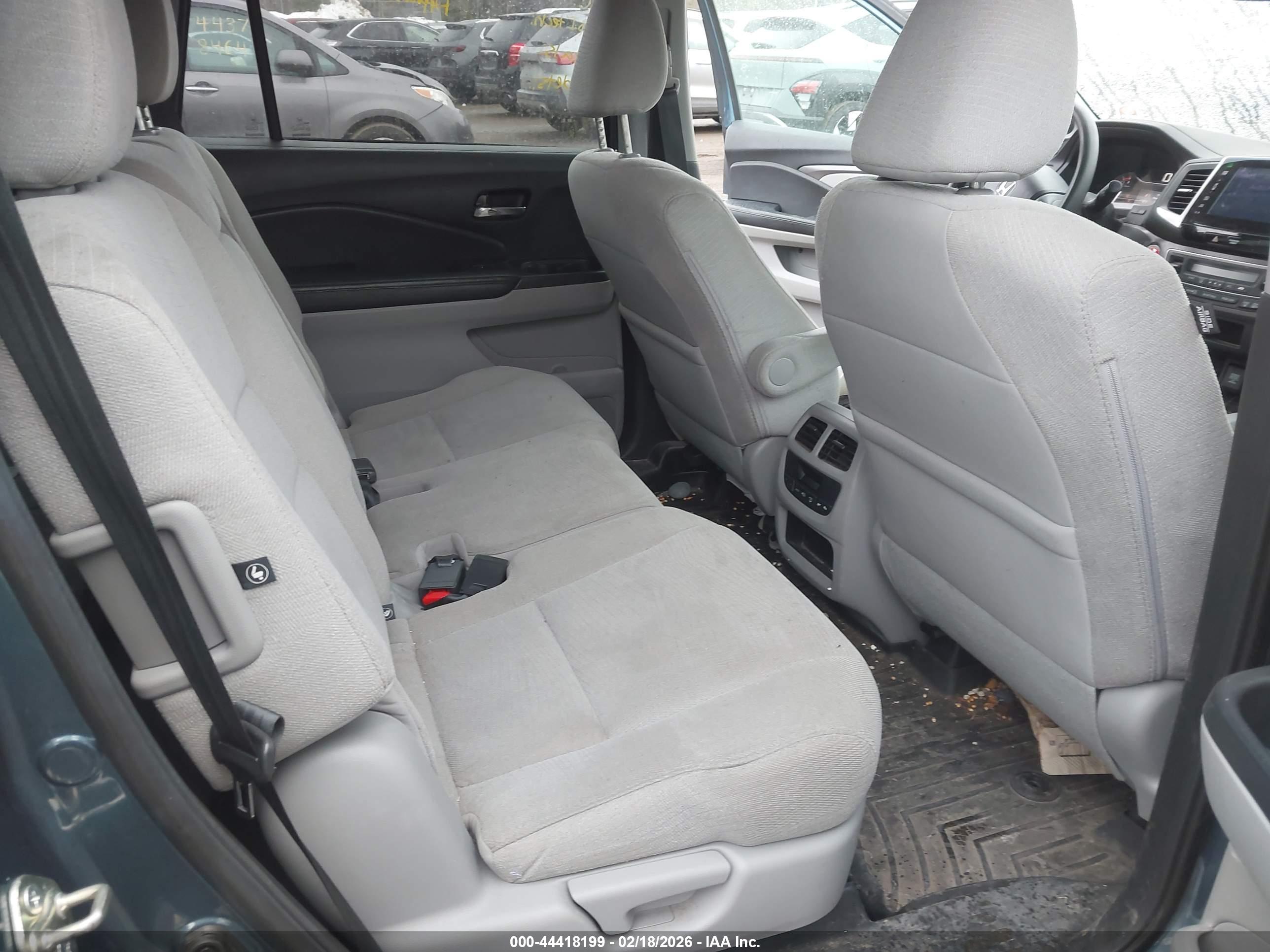 HONDA PILOT image 8