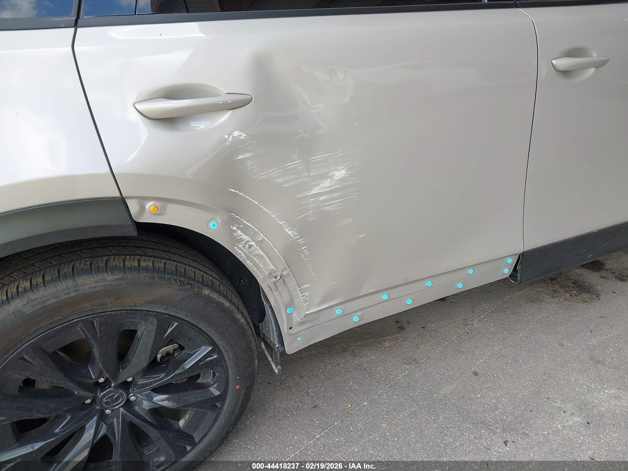 MAZDA CX-90 image 6