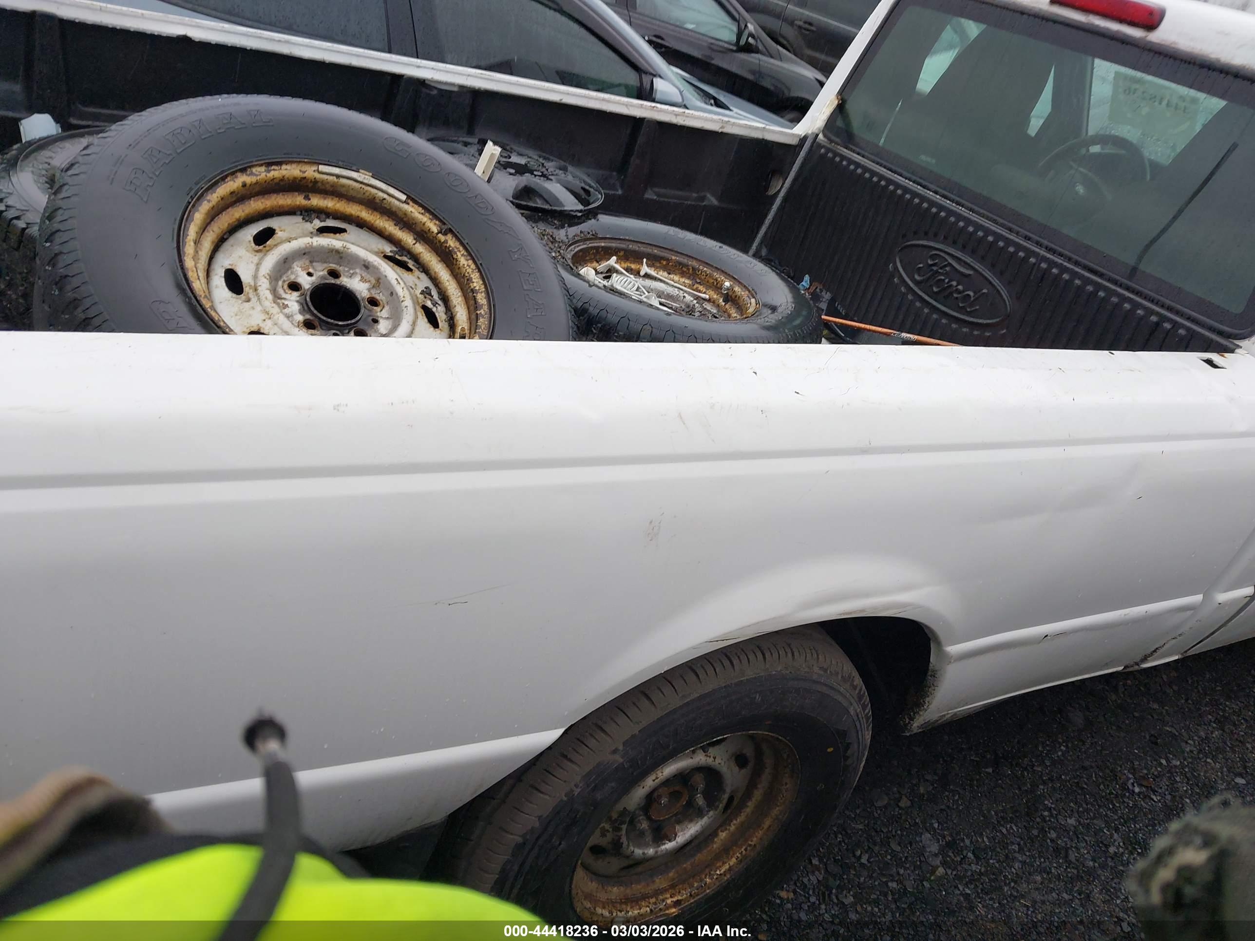 FORD RANGER image 8