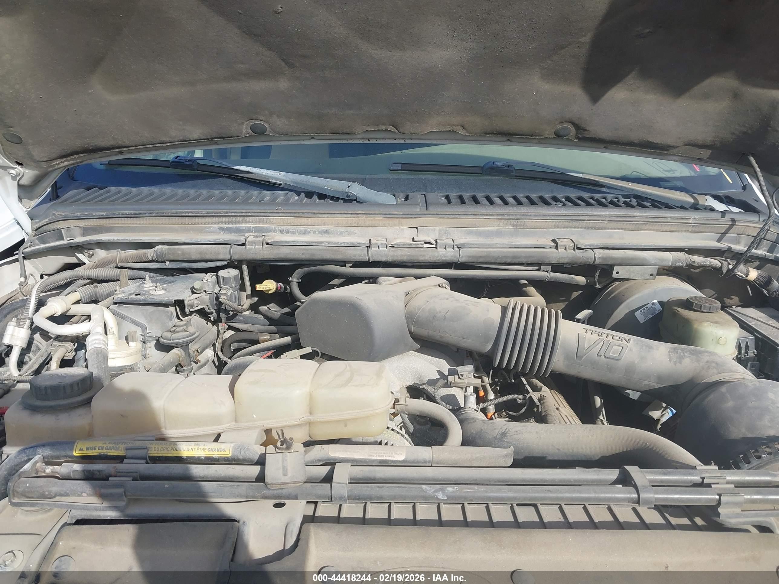 FORD EXCURSION image 10