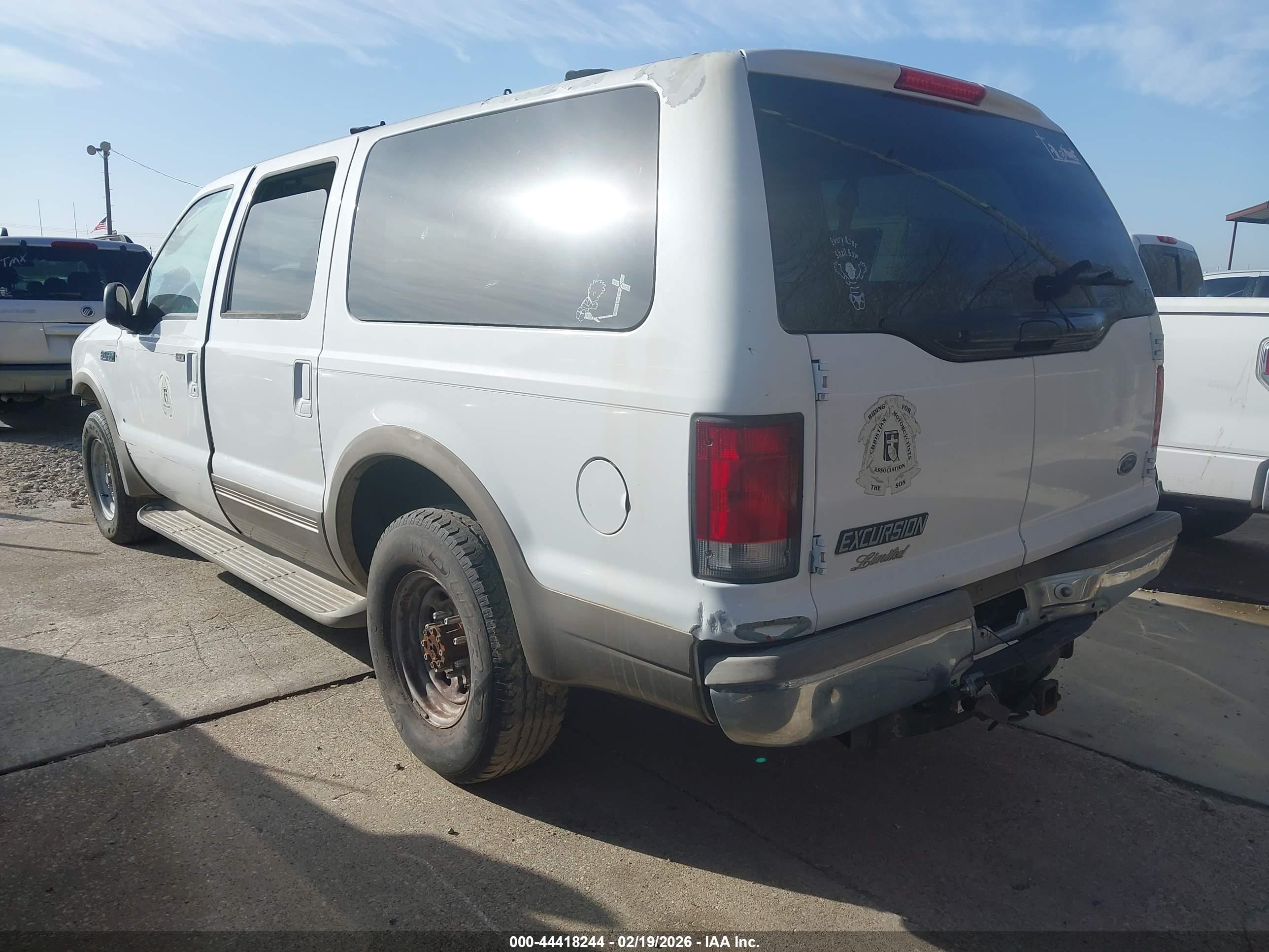 FORD EXCURSION image 3