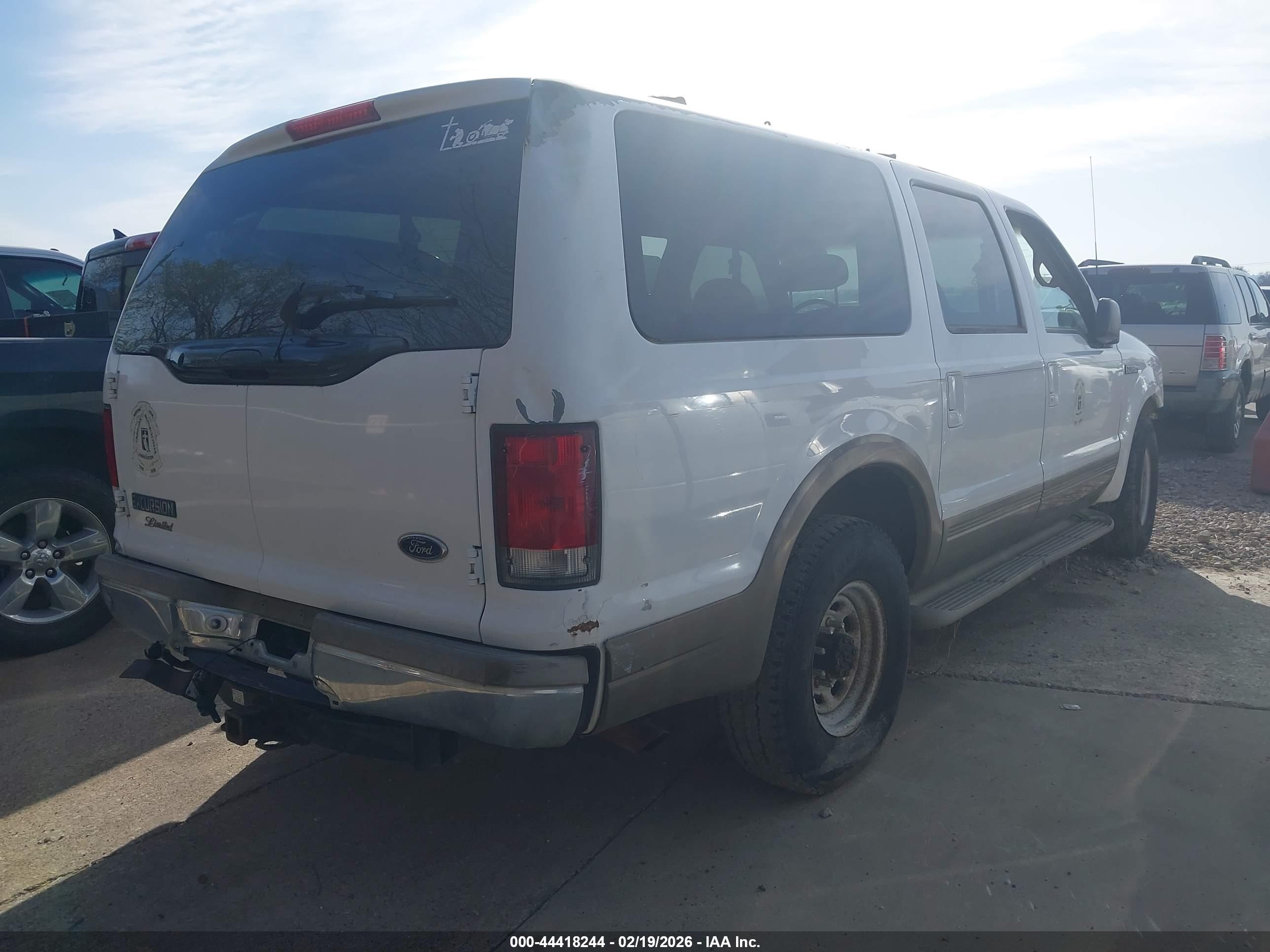 FORD EXCURSION image 4