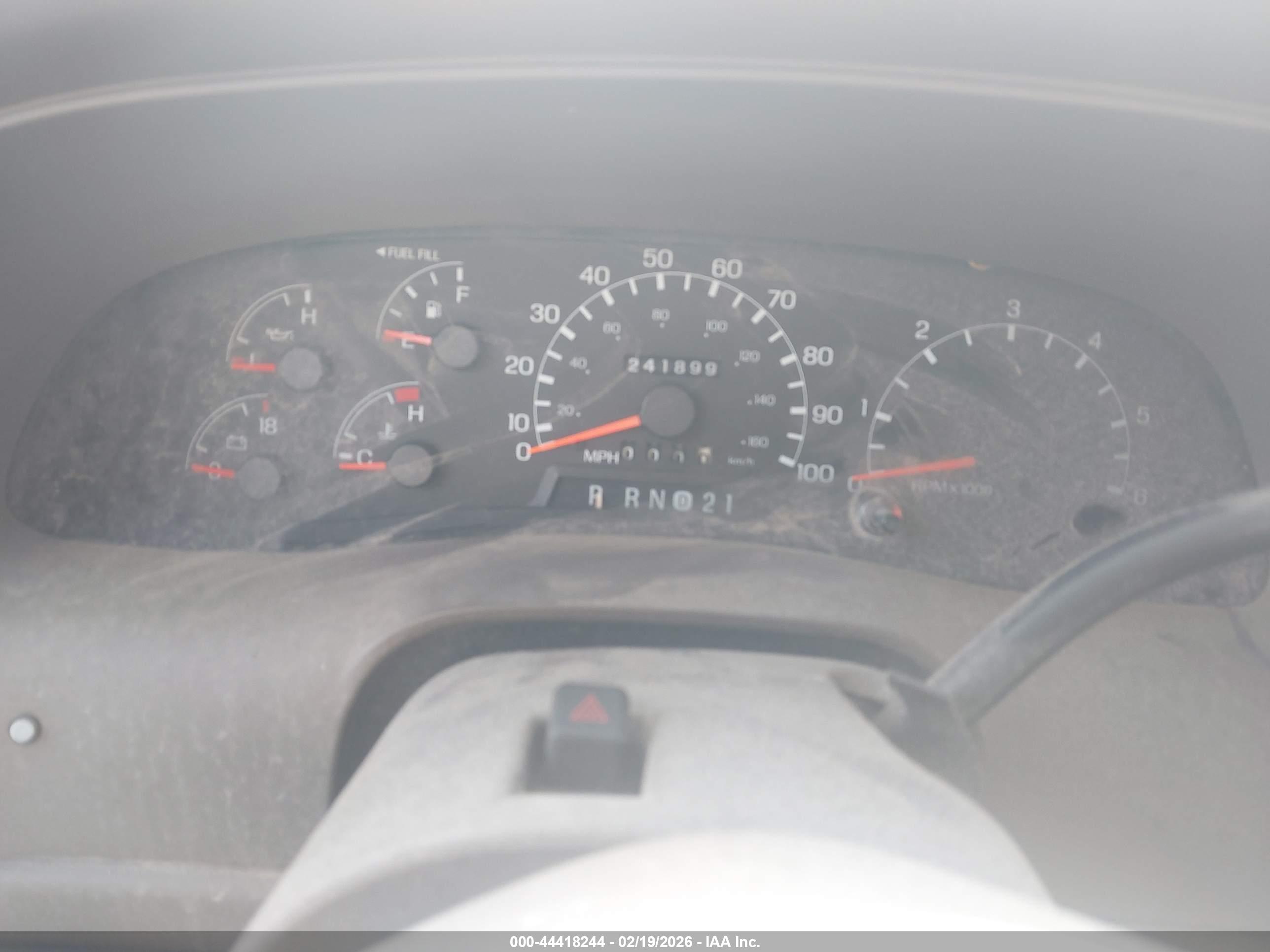 FORD EXCURSION image 7