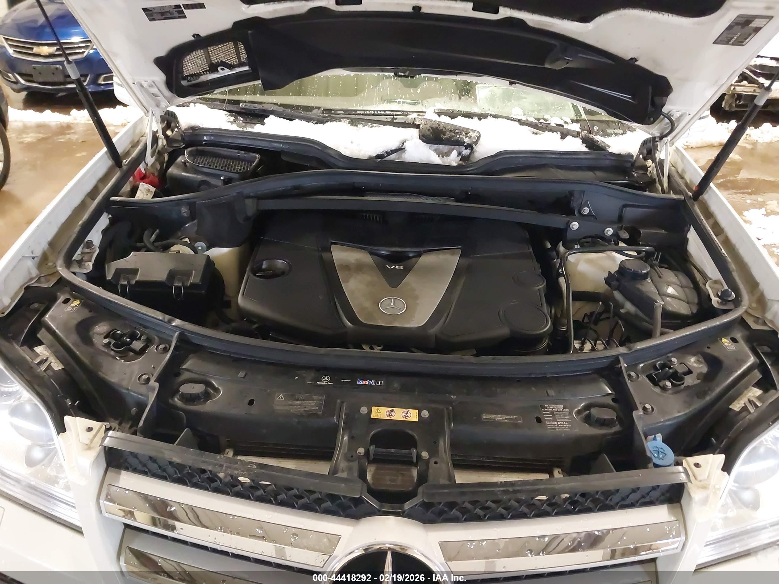 MERCEDES-BENZ GL image 10