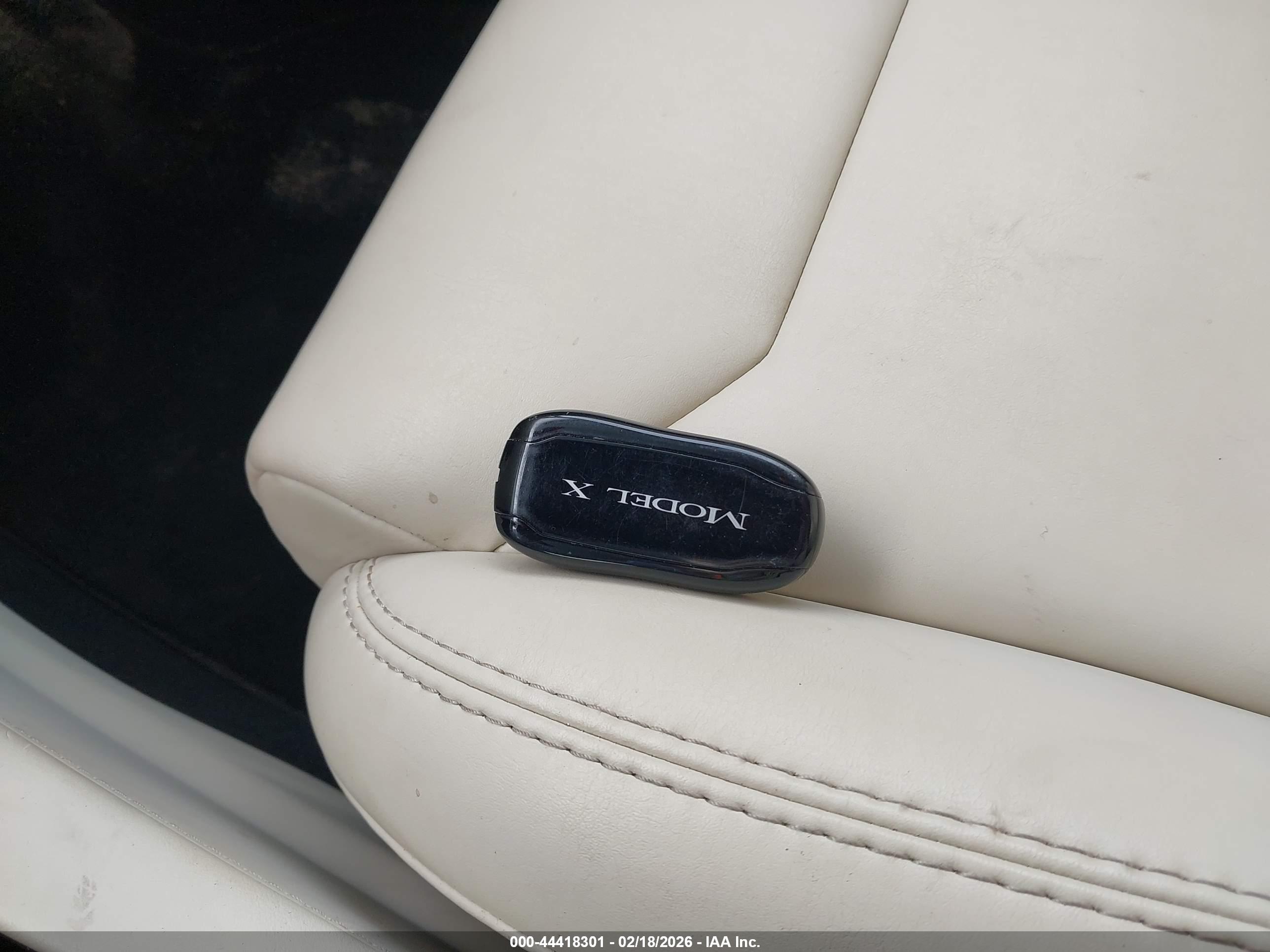 TESLA MODEL image 11