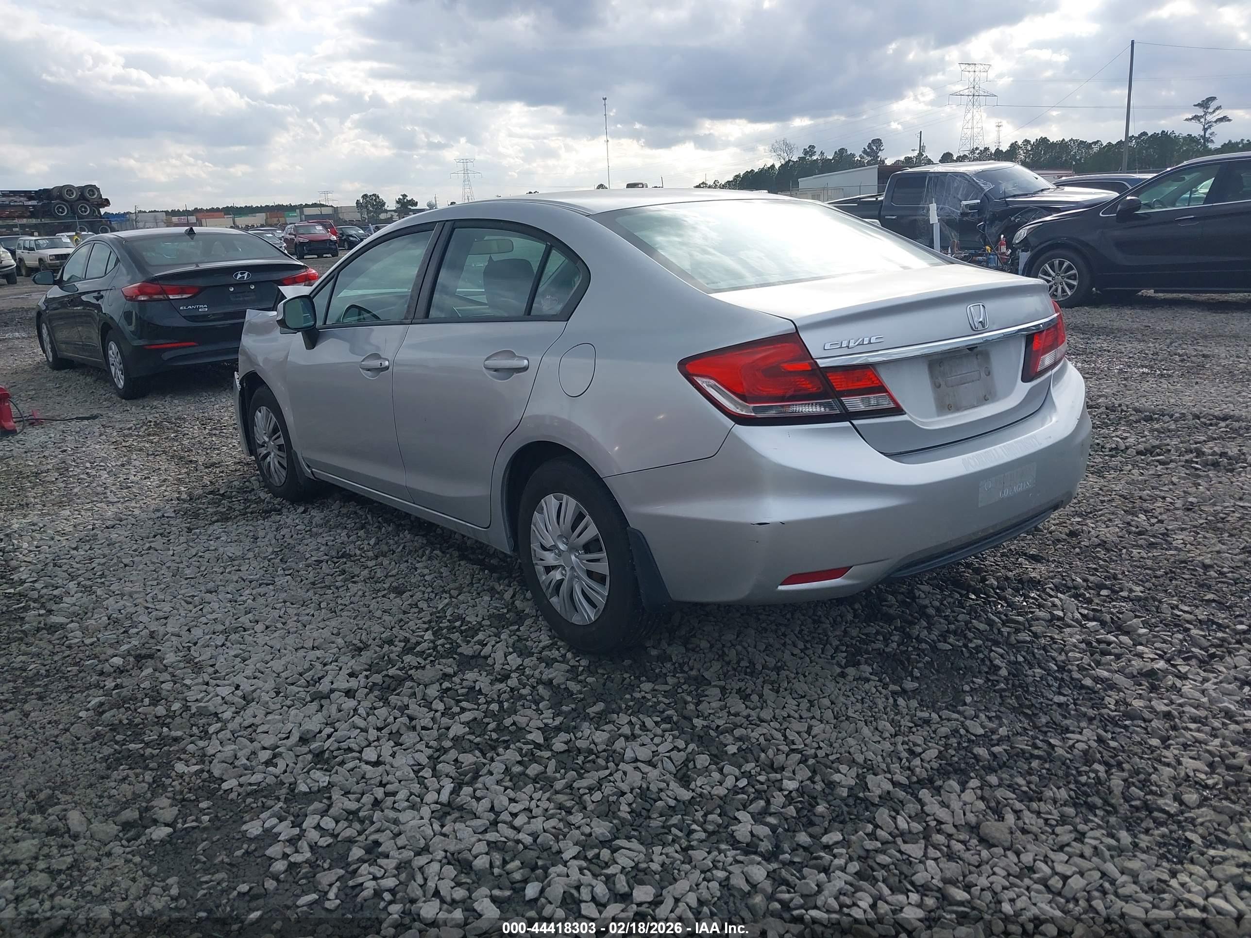 HONDA CIVIC image 3