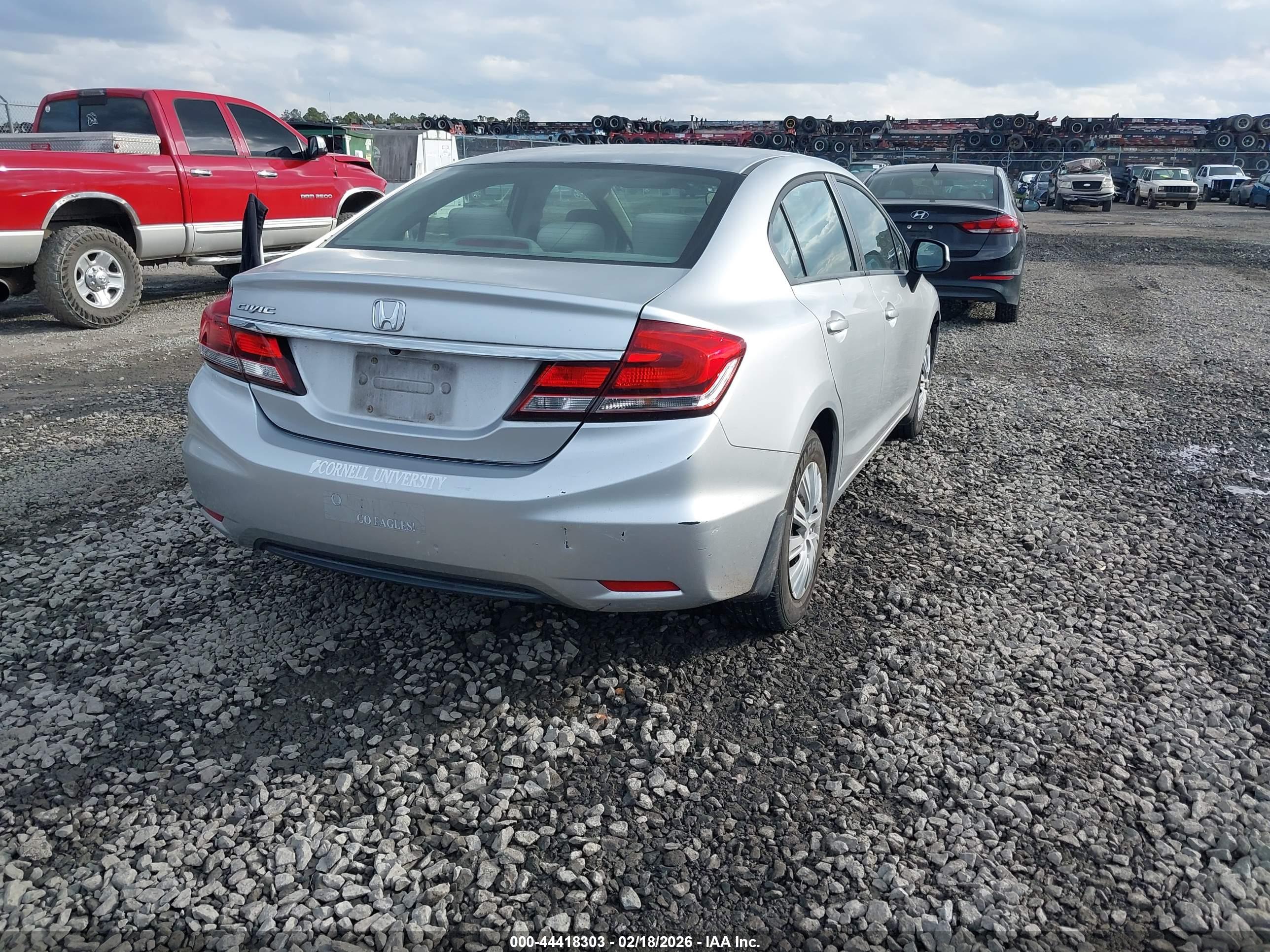 HONDA CIVIC image 4