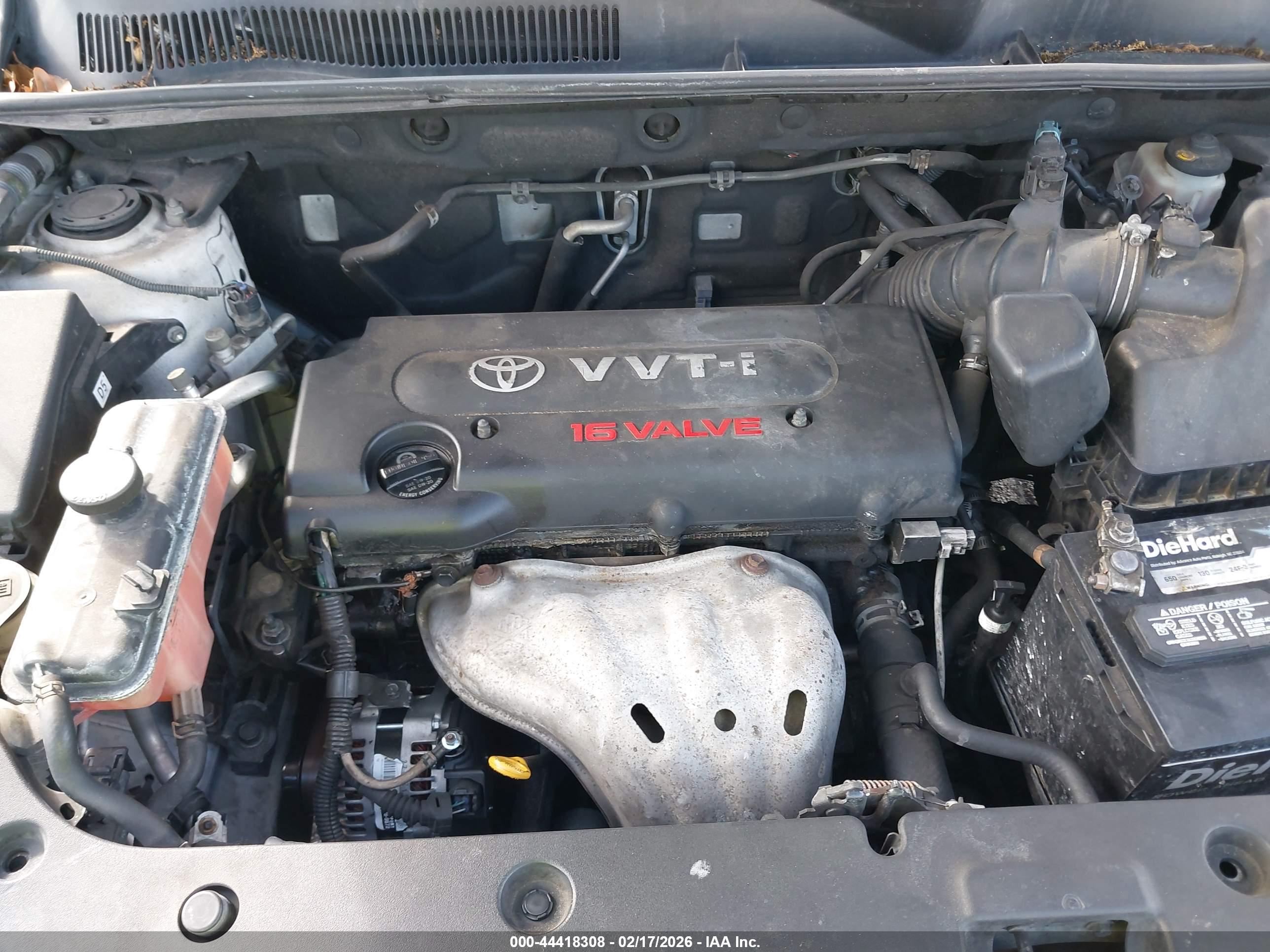 TOYOTA RAV4 image 10