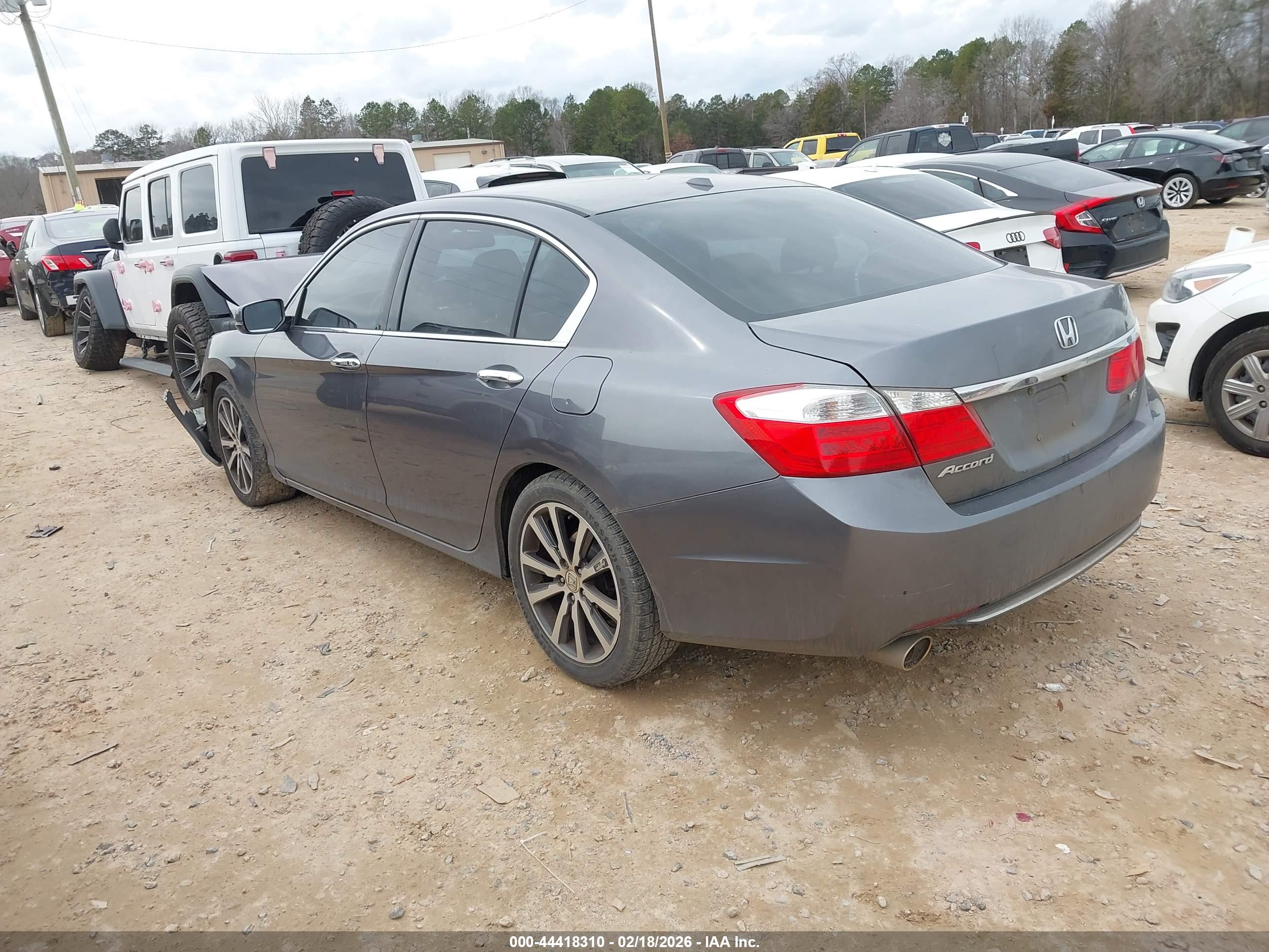 HONDA ACCORD image 3