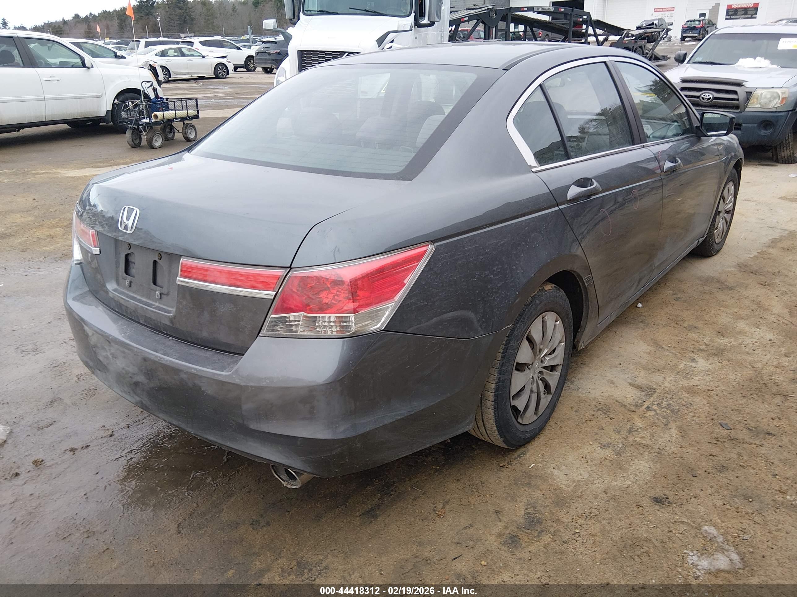 HONDA ACCORD image 4