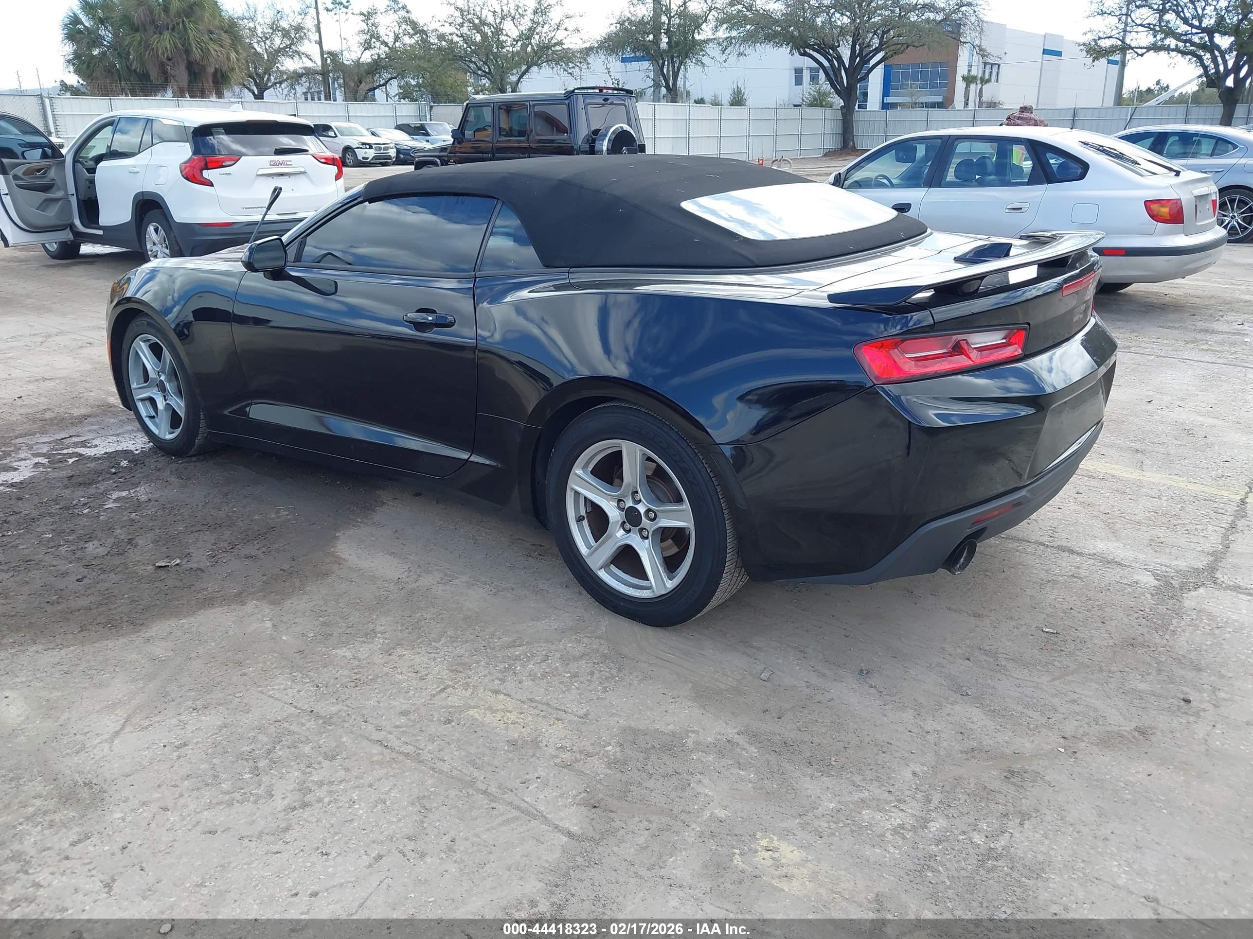 CHEVROLET CAMARO image 3