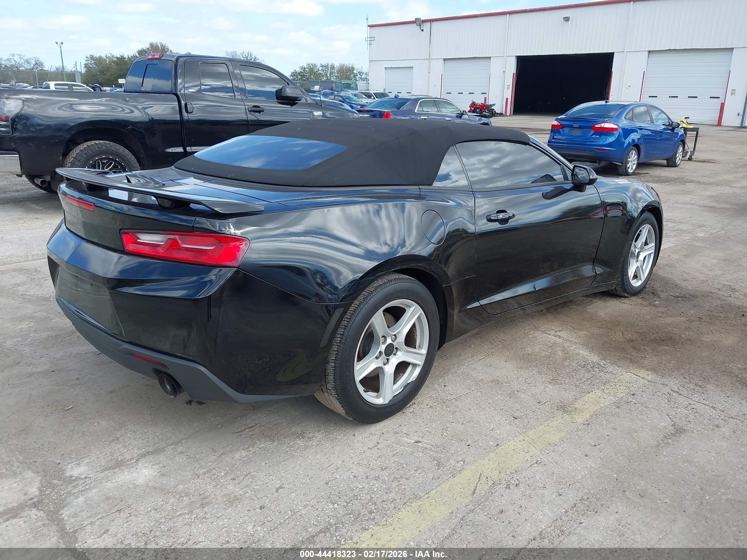 CHEVROLET CAMARO image 4