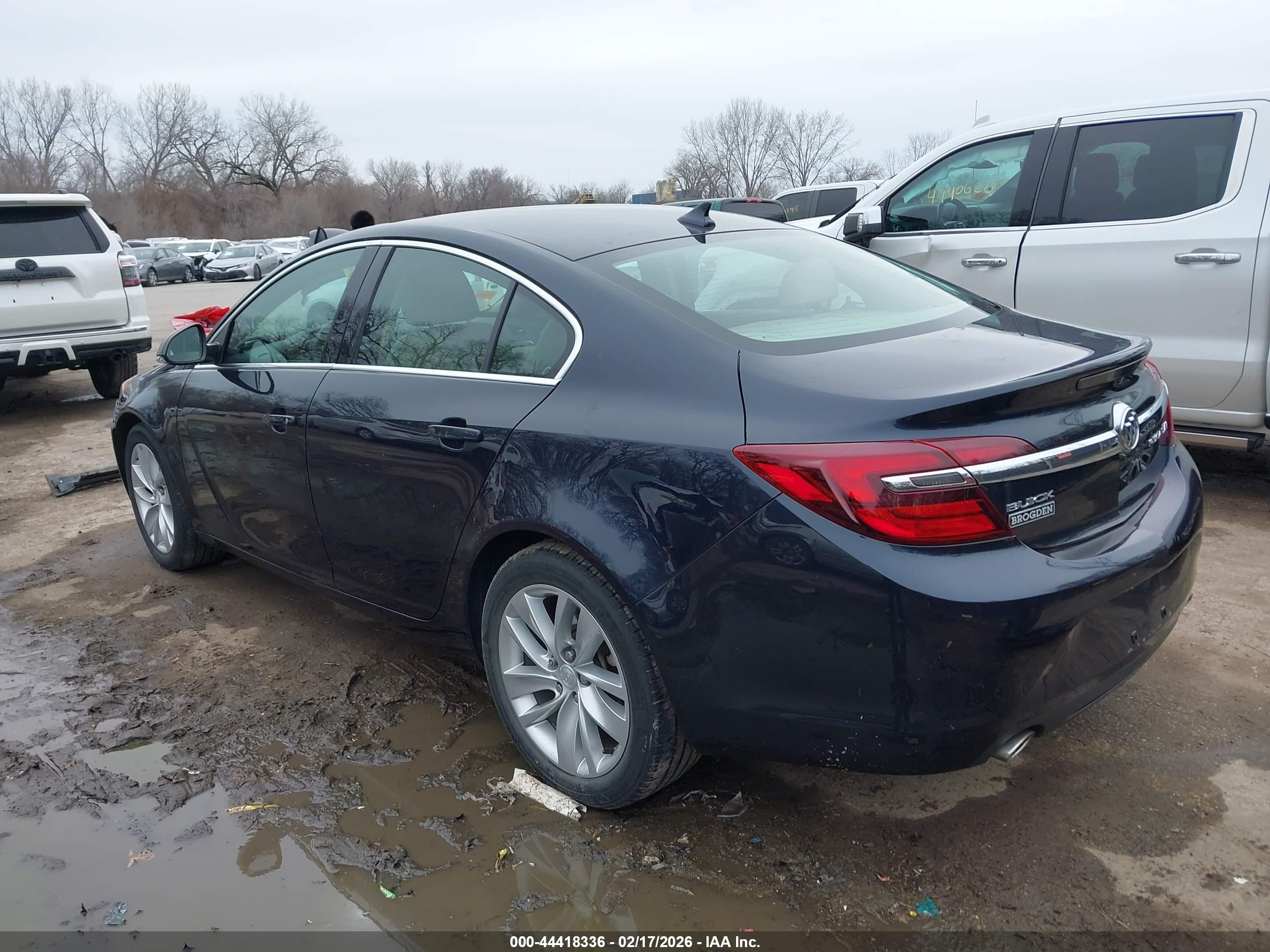 BUICK REGAL image 3