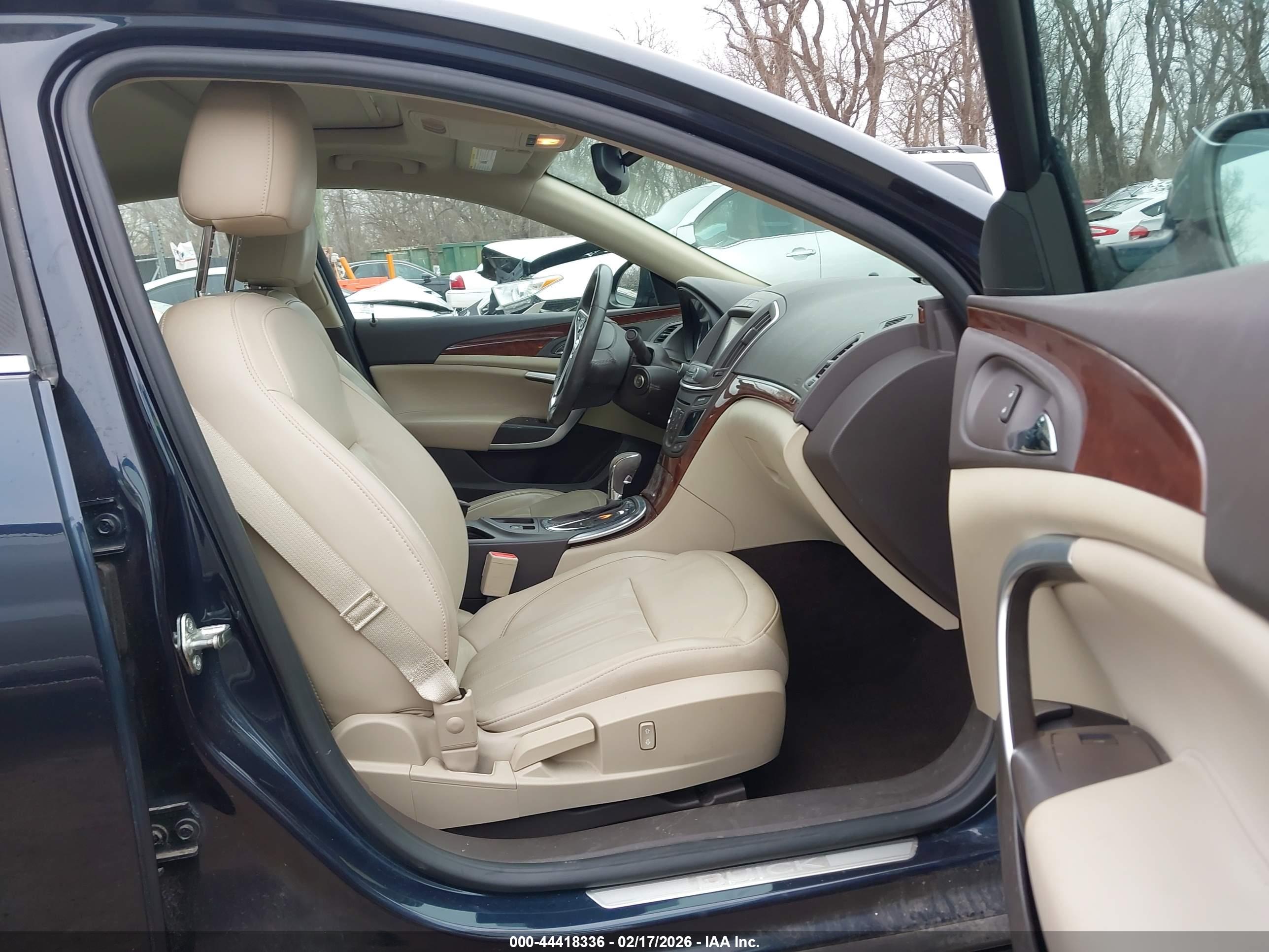 BUICK REGAL image 5