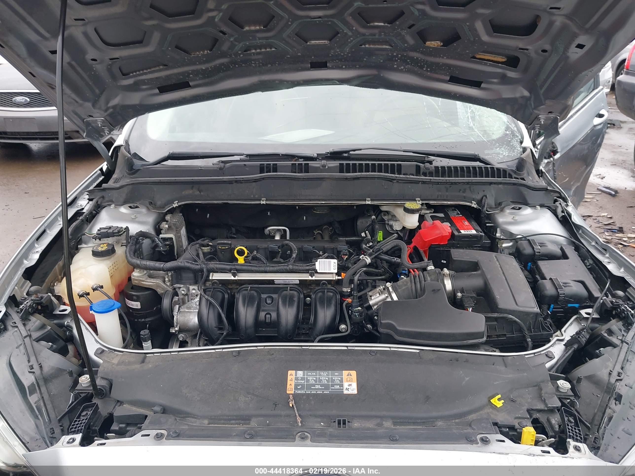 FORD FUSION image 10