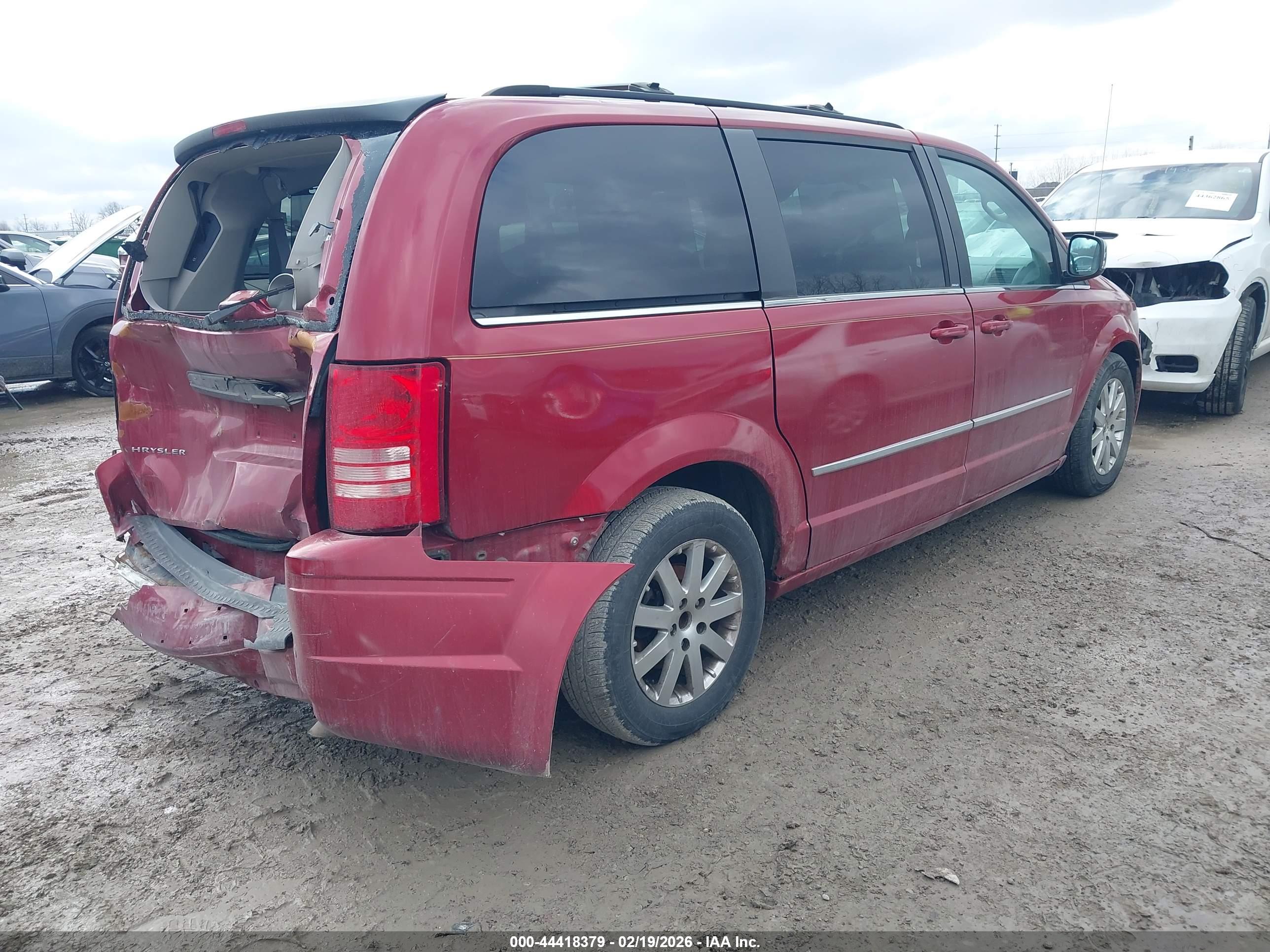 CHRYSLER TOWN image 4