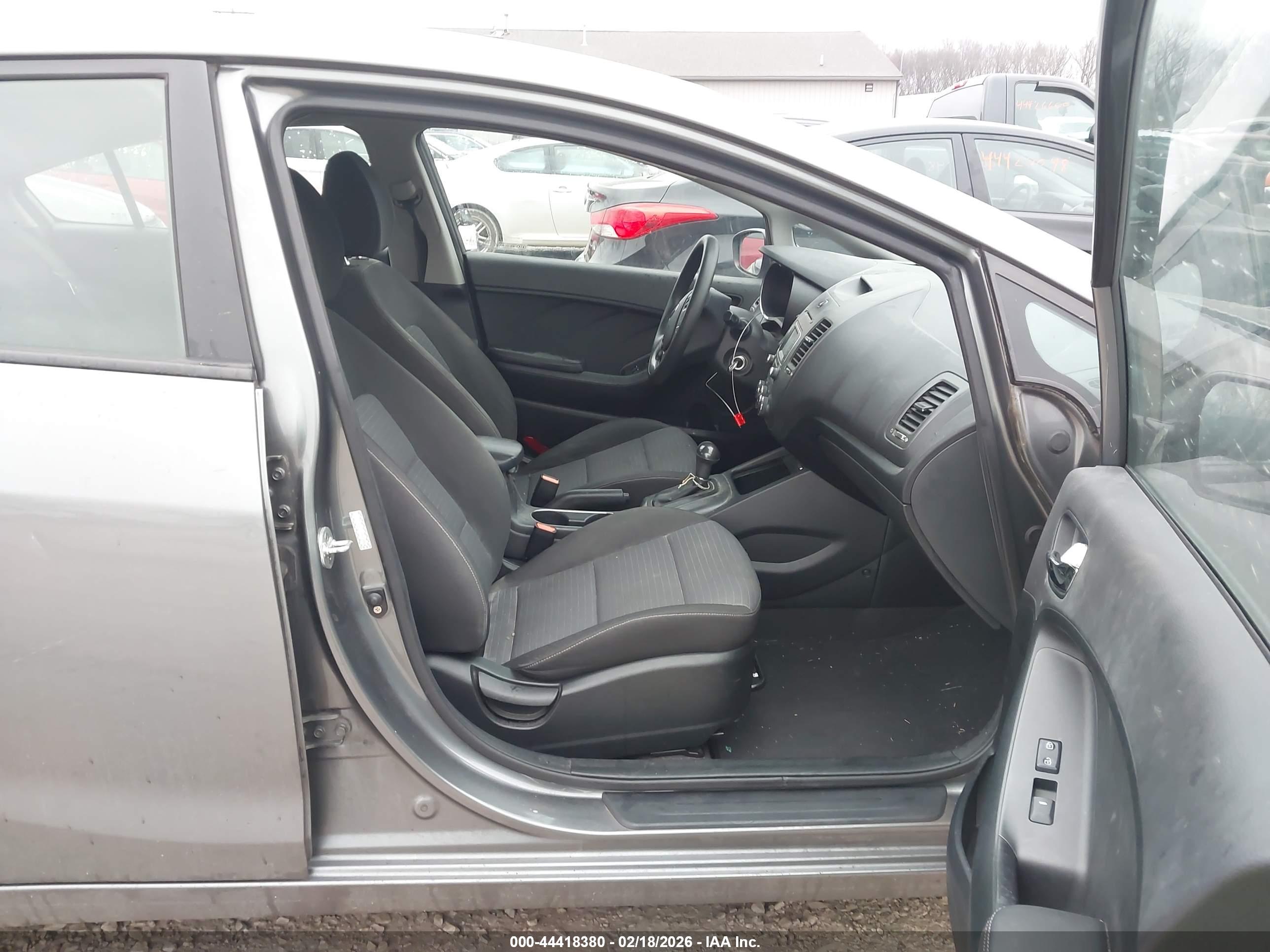 KIA FORTE image 5