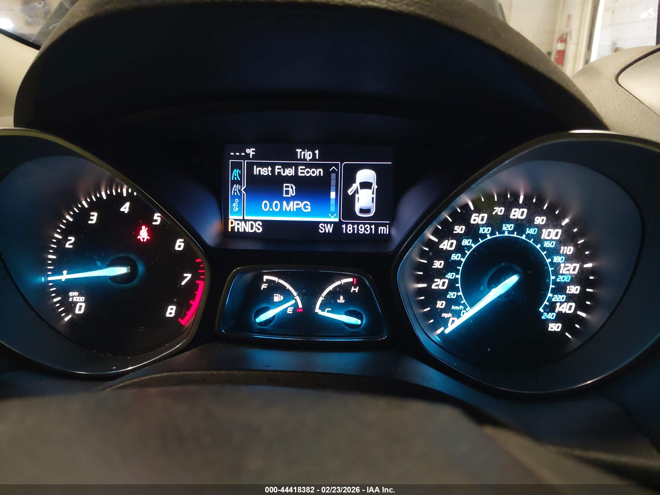 FORD ESCAPE image 7