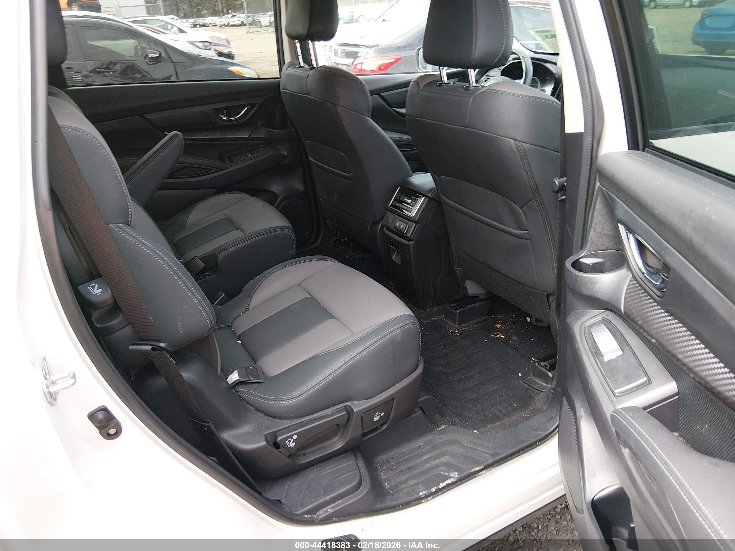 SUBARU ASCENT image 8