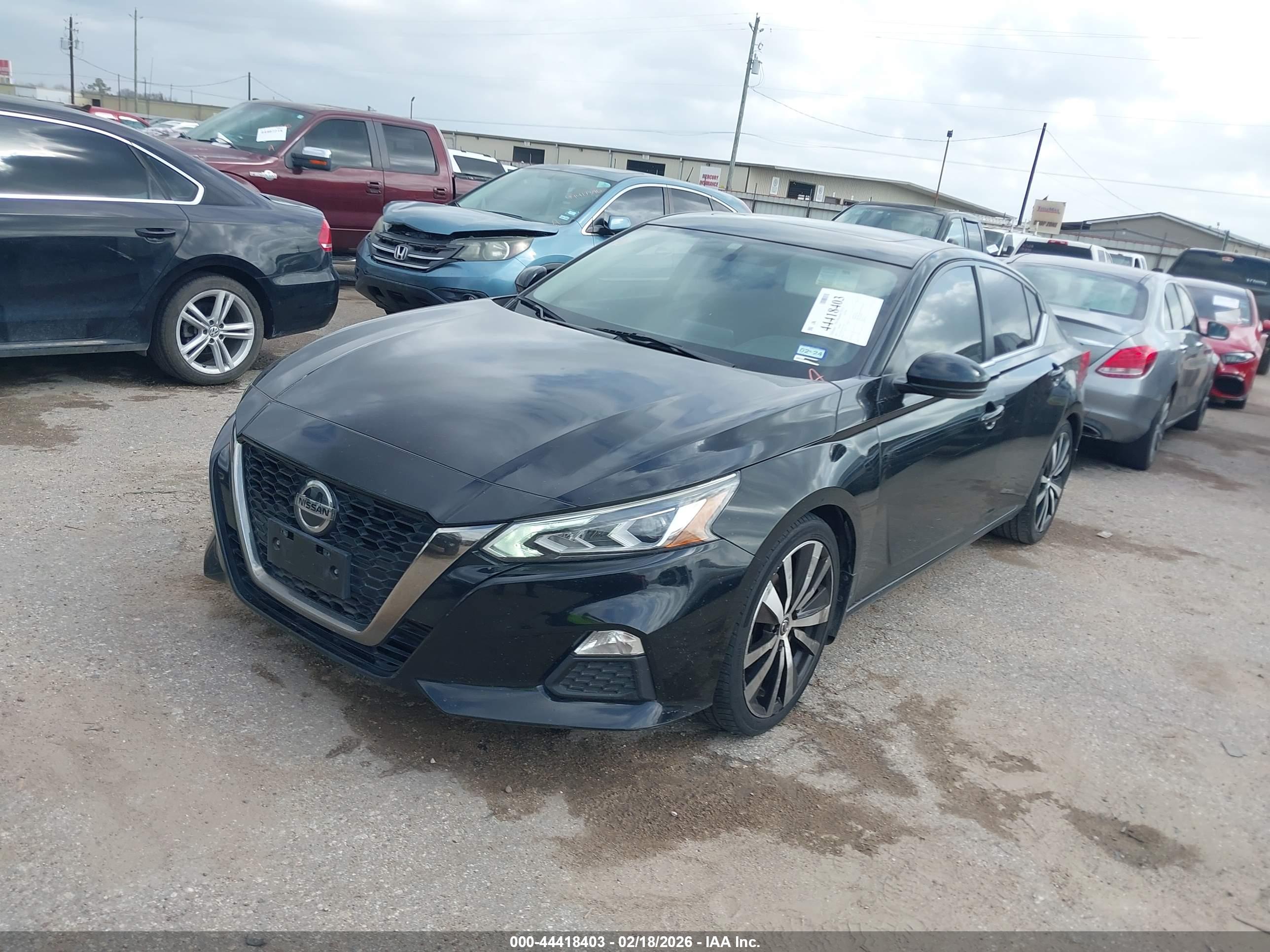 NISSAN ALTIMA image 2