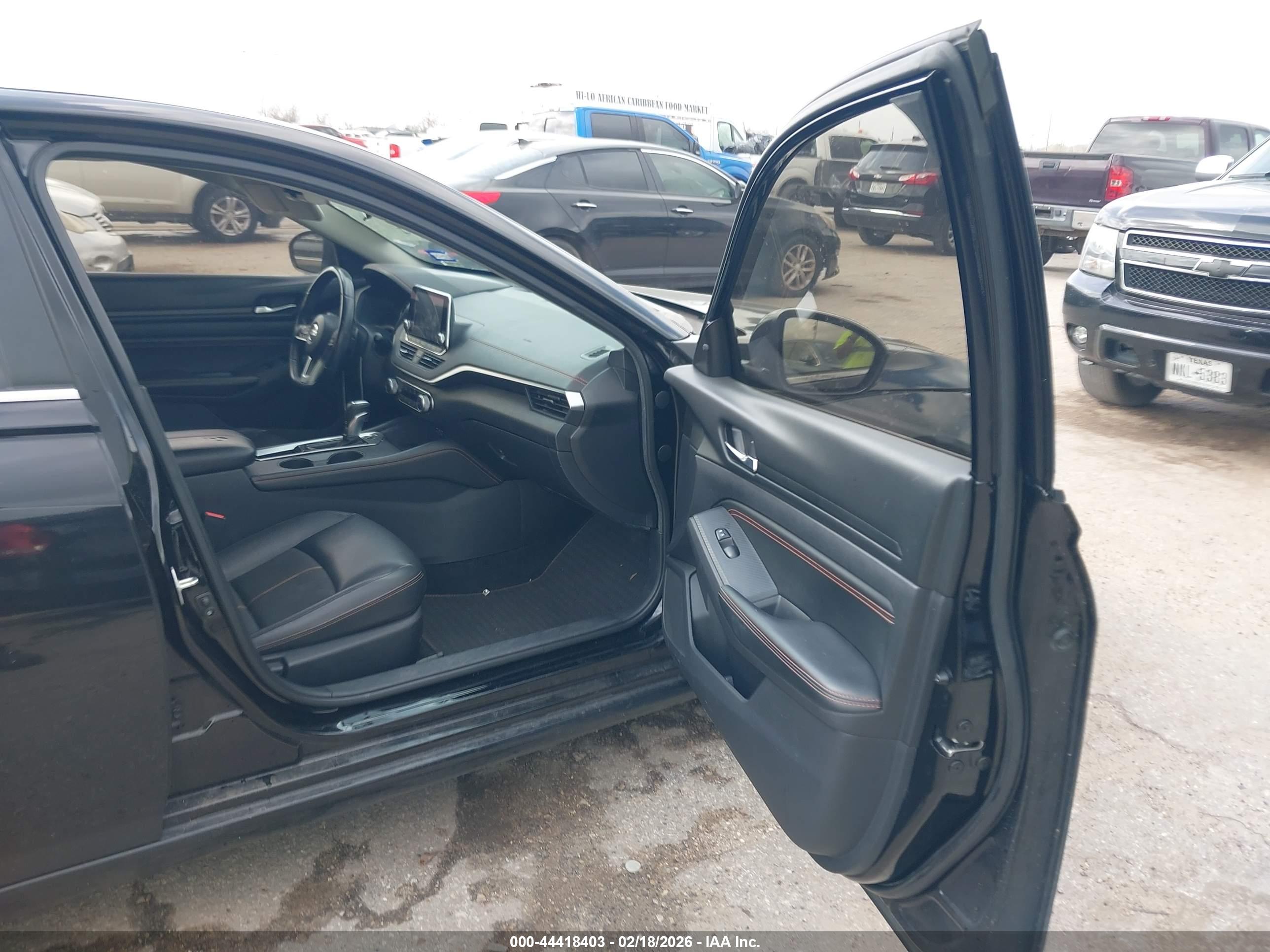 NISSAN ALTIMA image 5