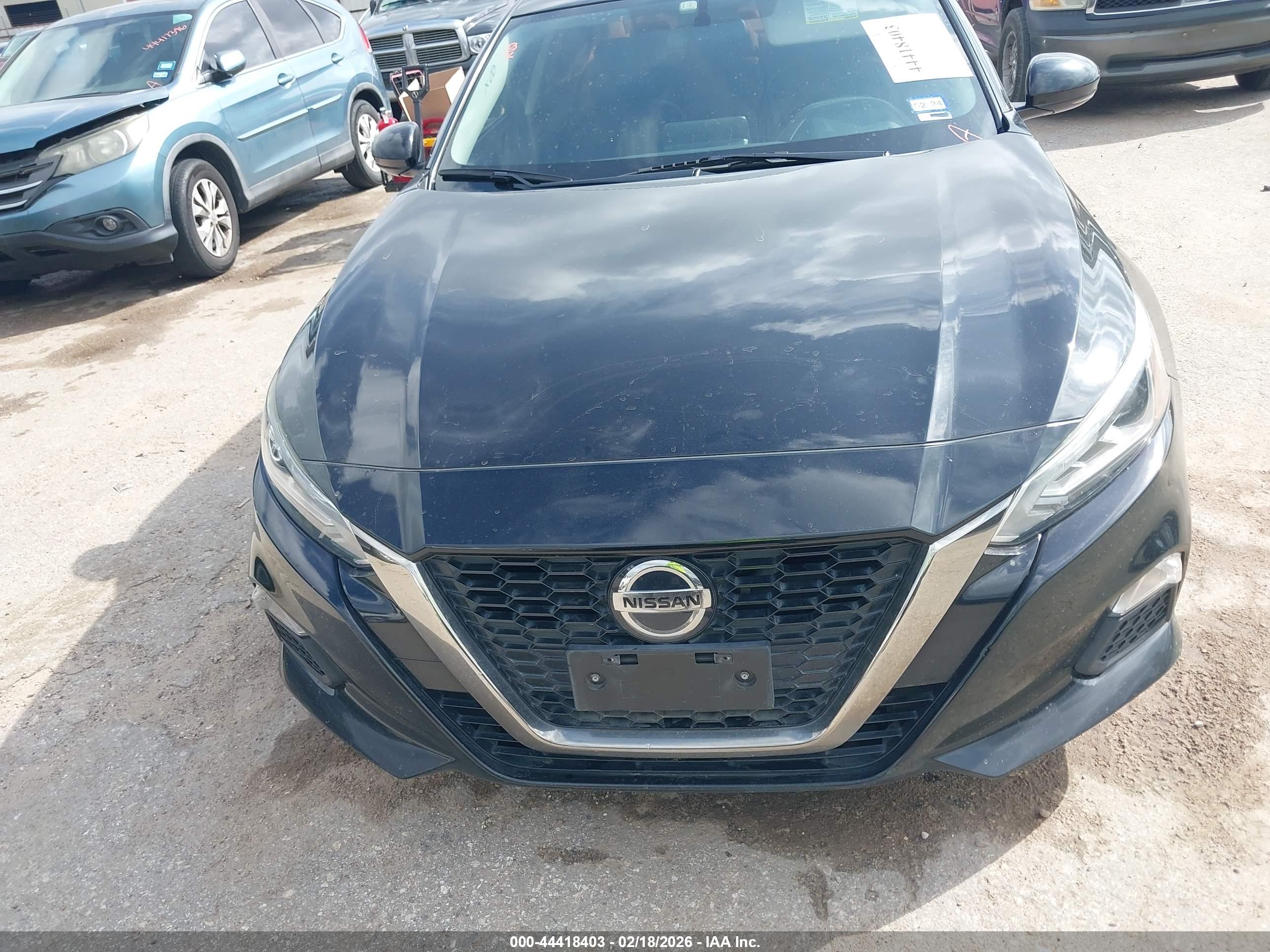 NISSAN ALTIMA image 6
