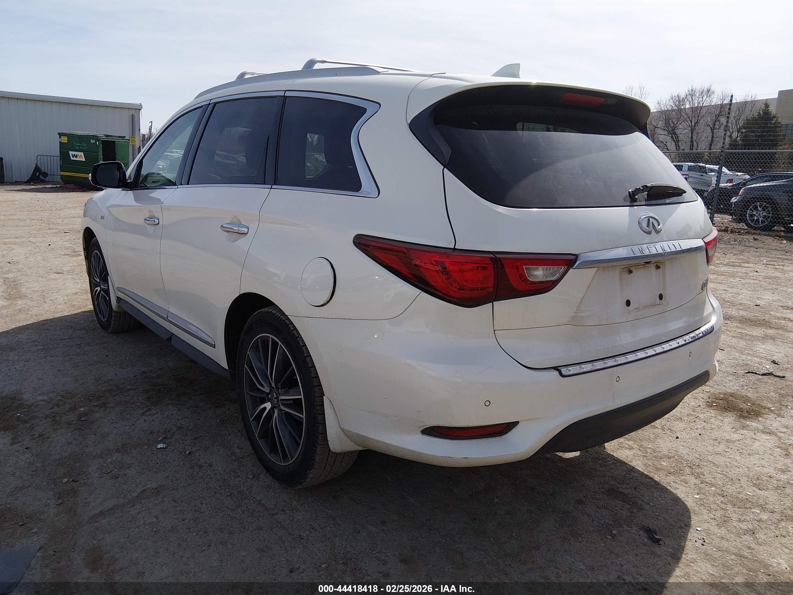 INFINITI QX60 image 3