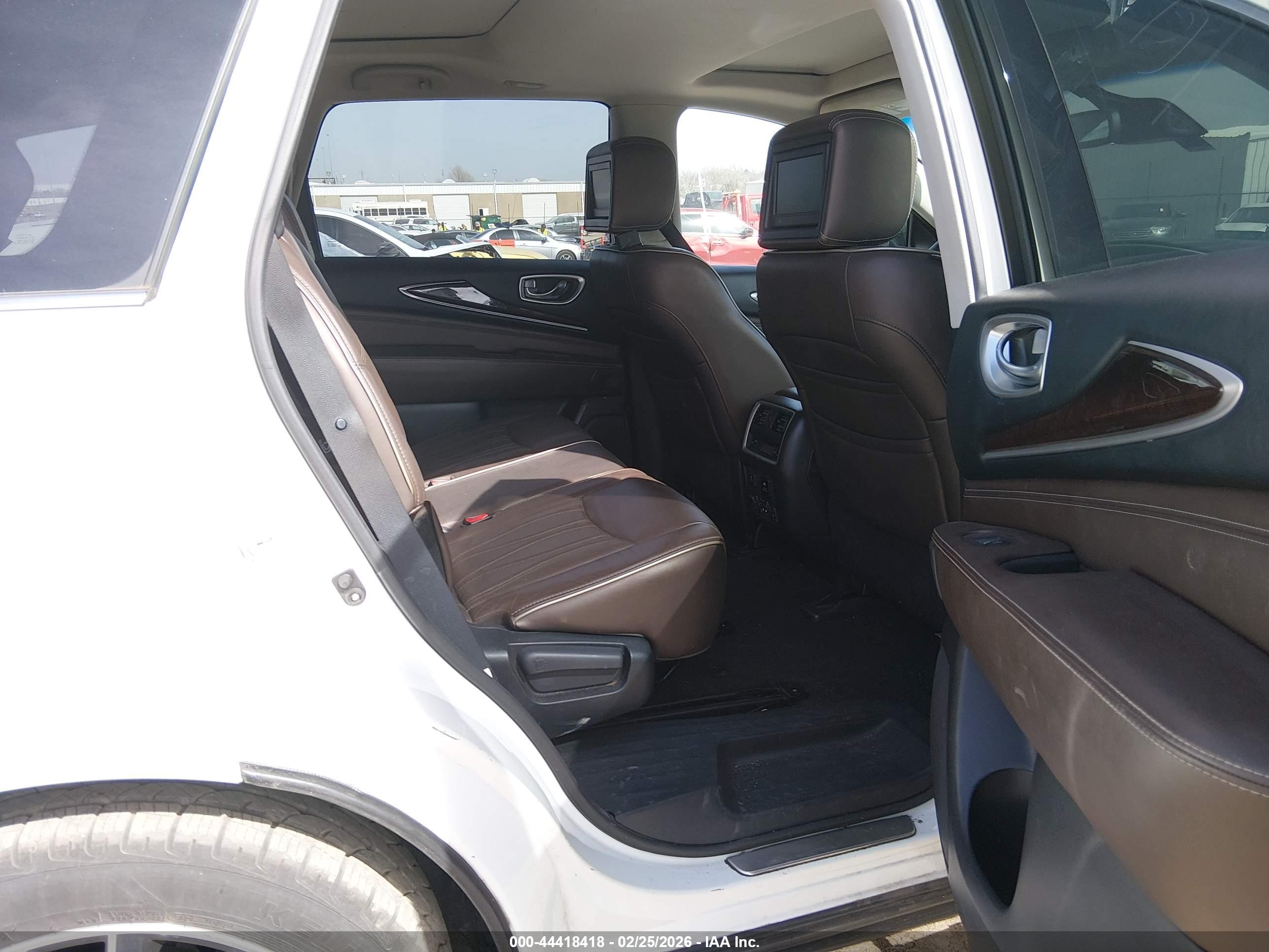 INFINITI QX60 image 8