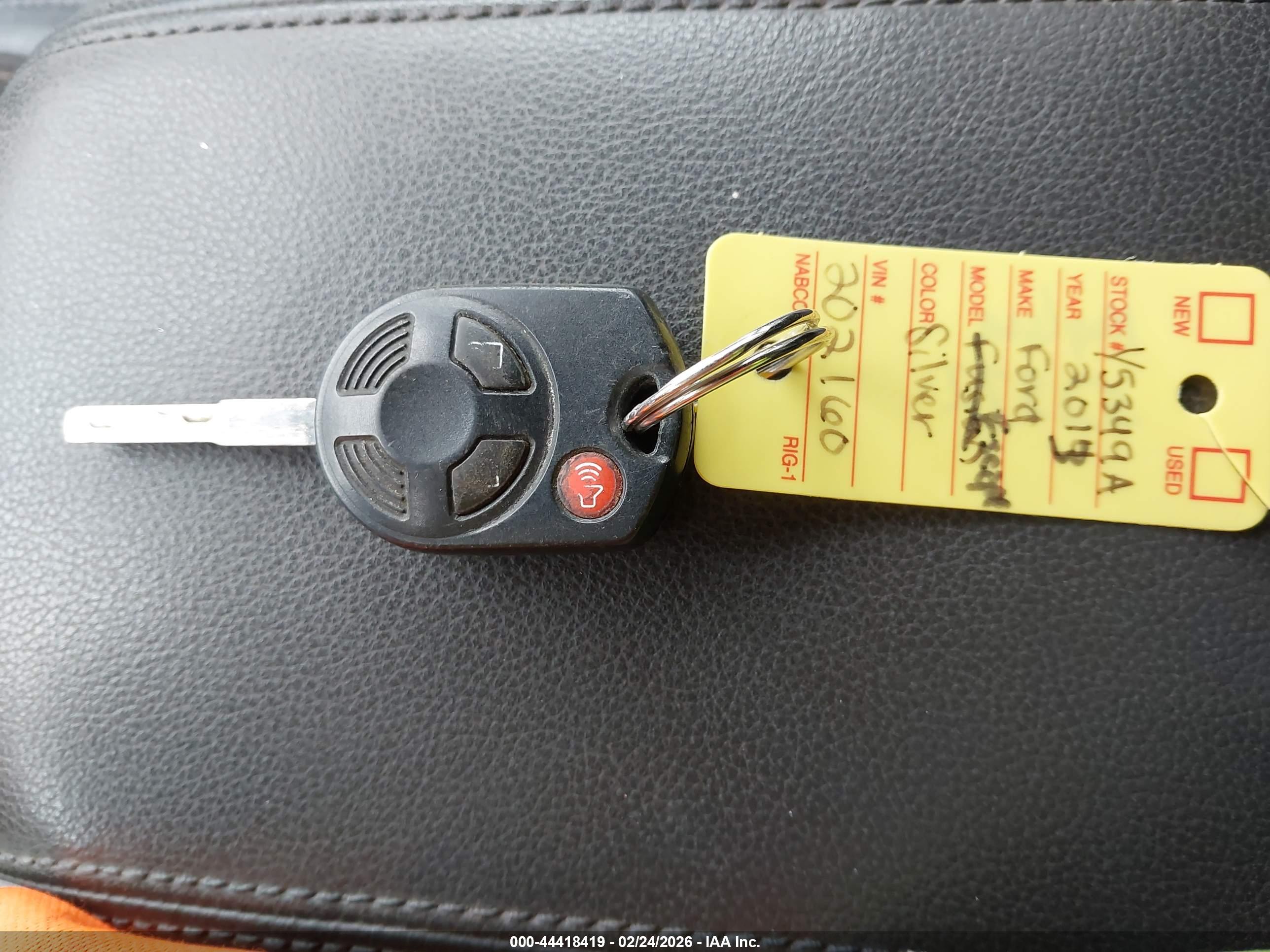 FORD ESCAPE image 11