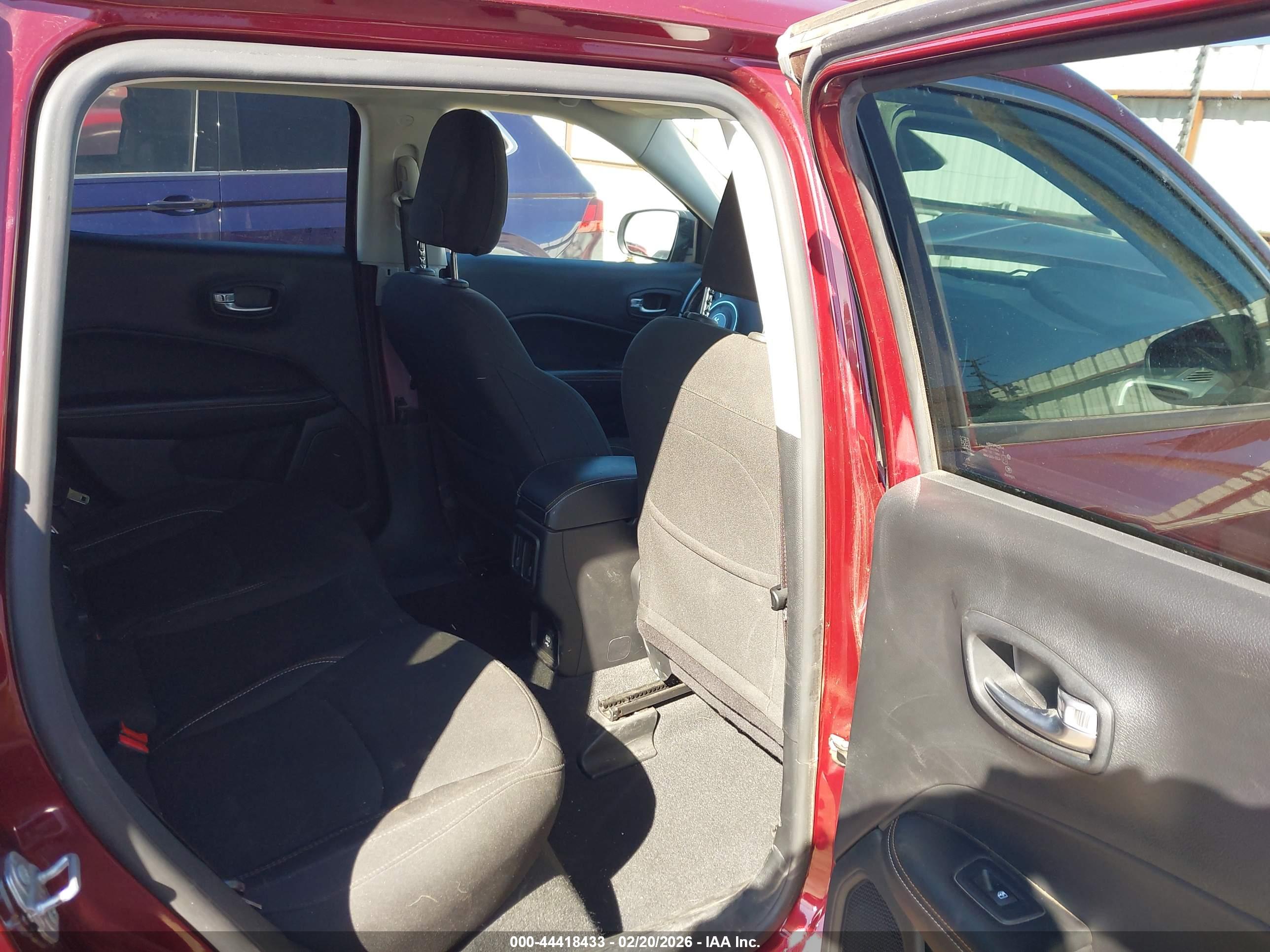JEEP COMPASS image 8