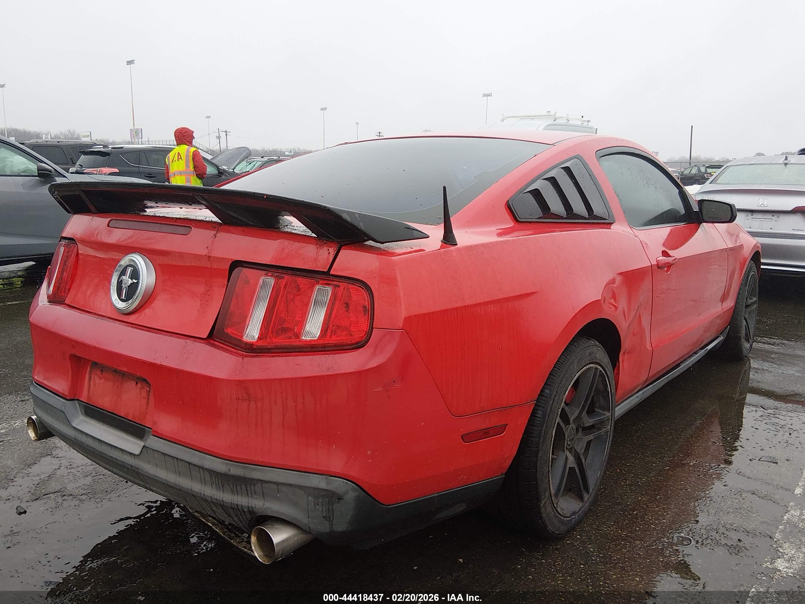 FORD MUSTANG image 4