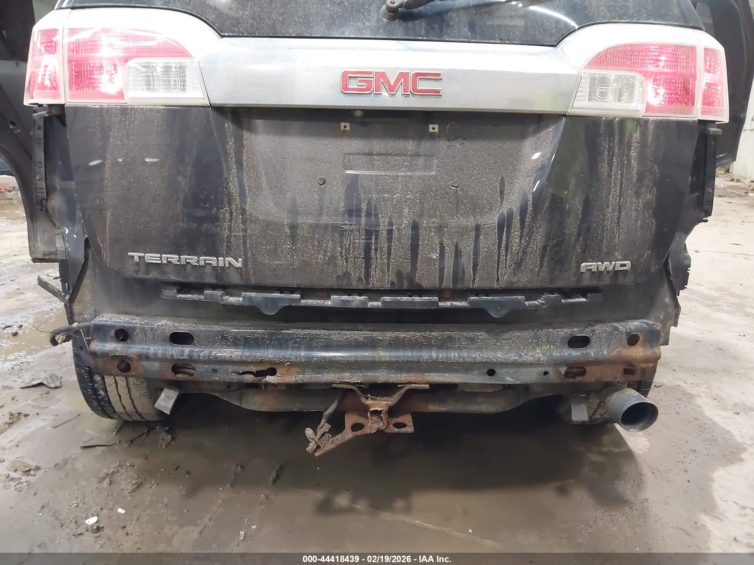 GMC TERRAIN image 6