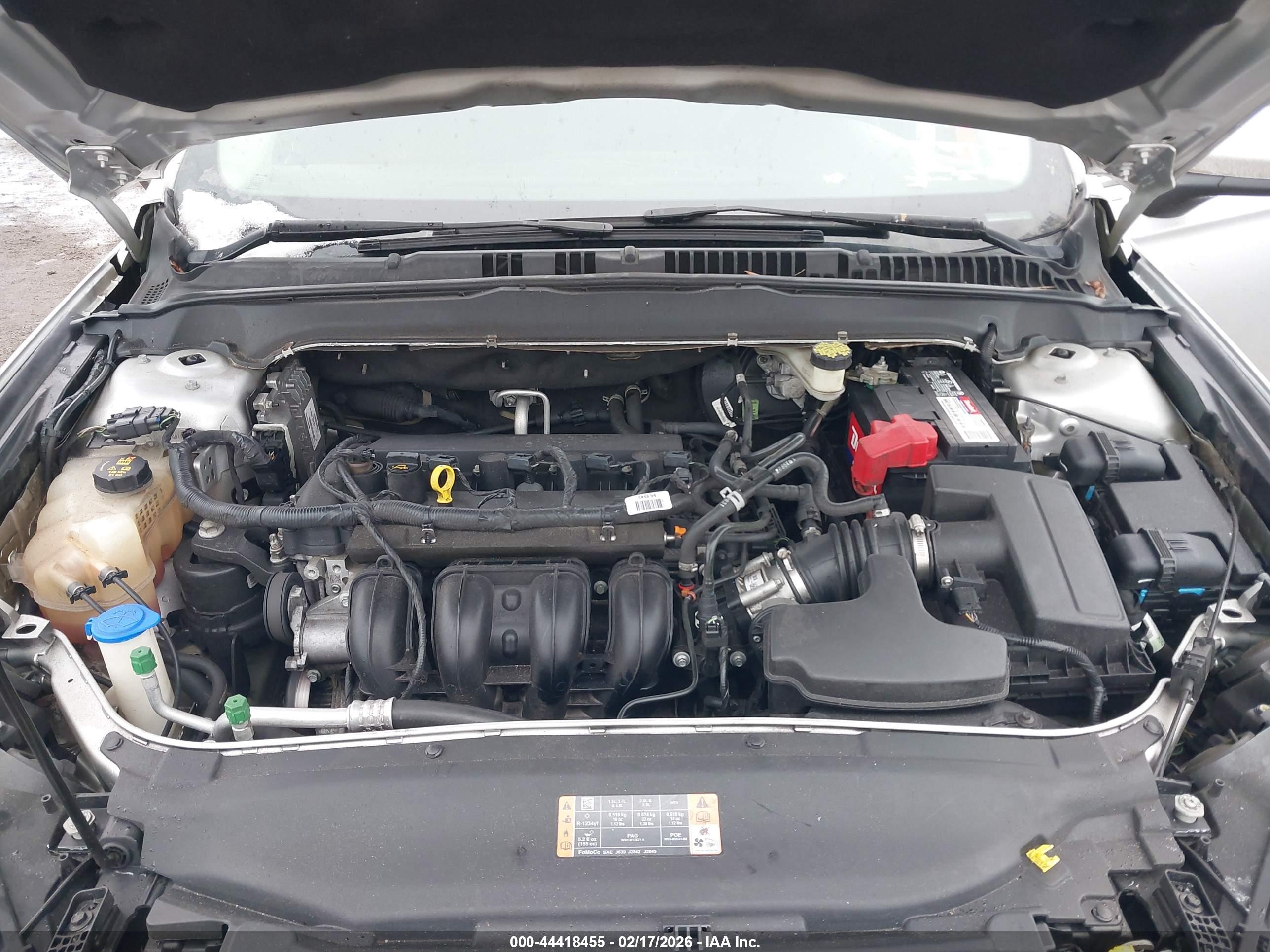 FORD FUSION image 10