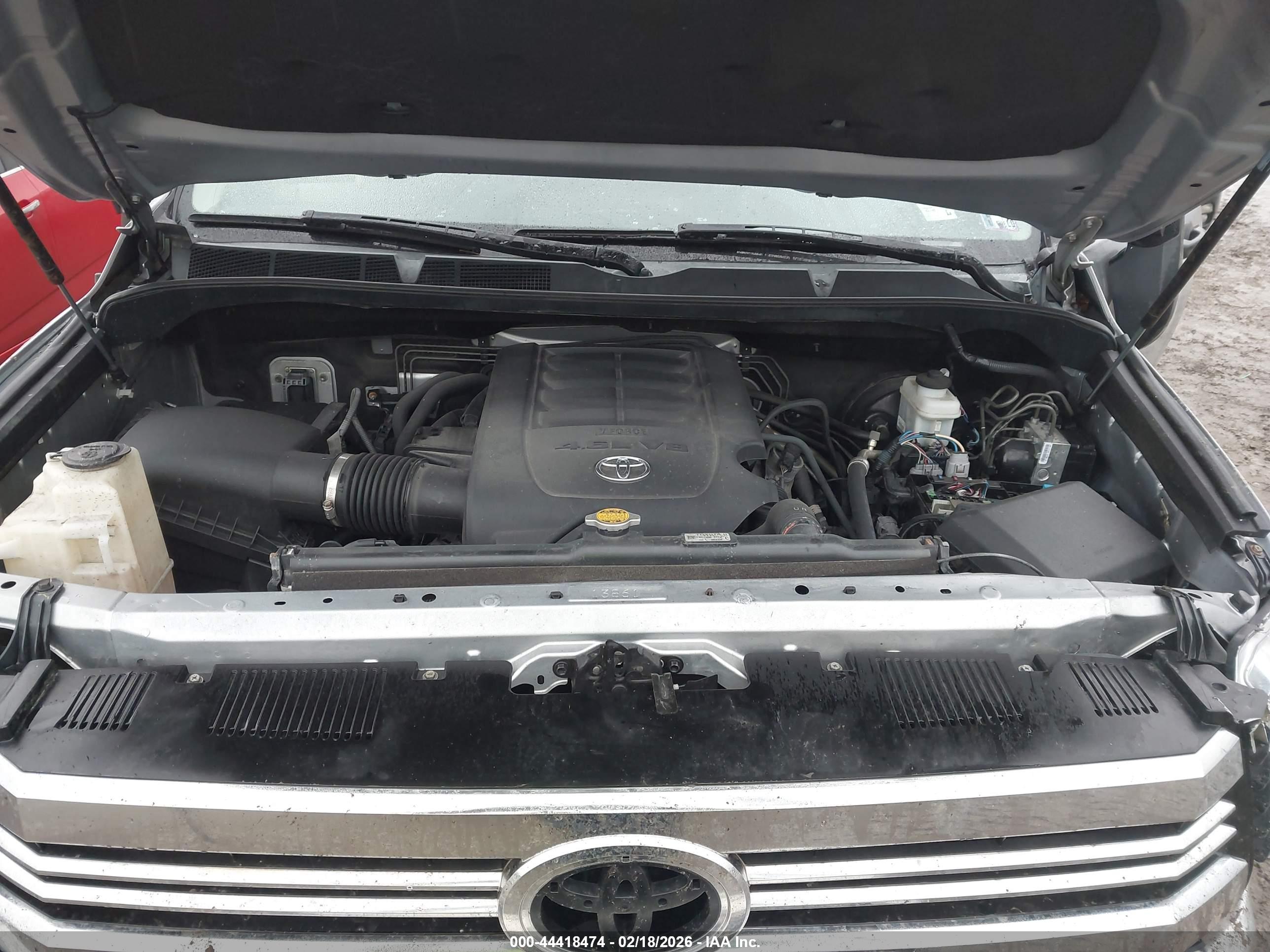 TOYOTA TUNDRA image 10