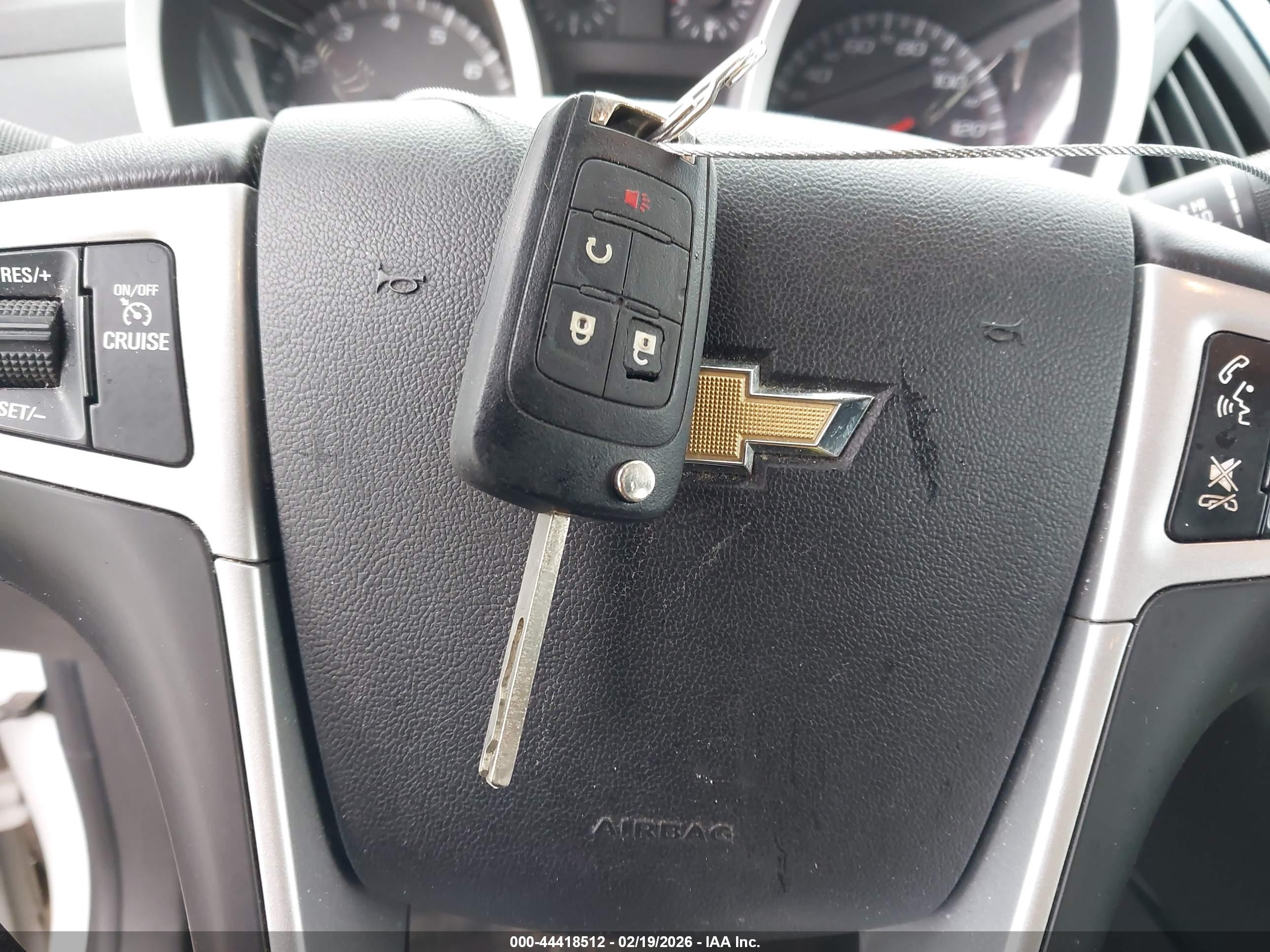 CHEVROLET EQUINOX image 11