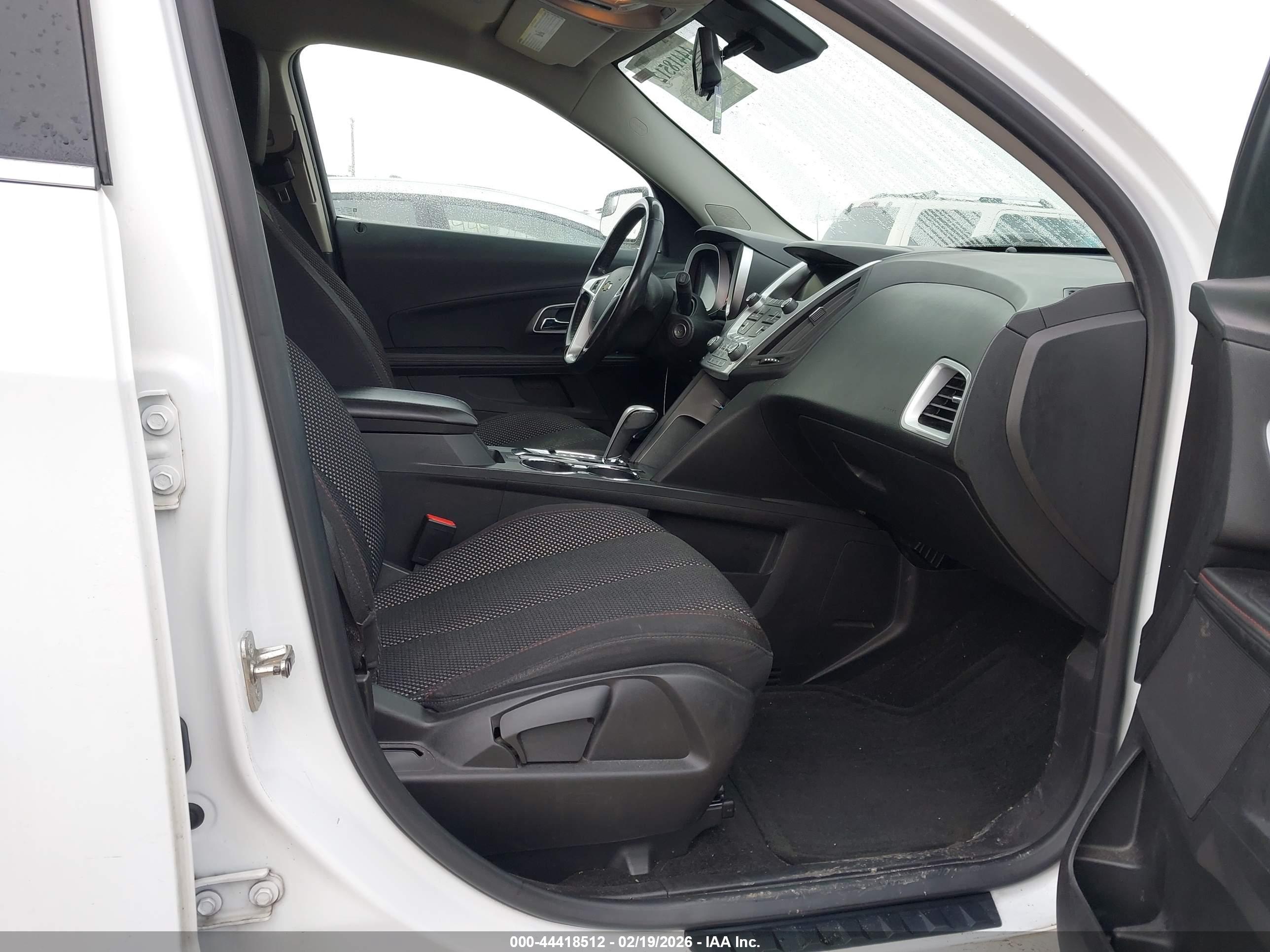 CHEVROLET EQUINOX image 5
