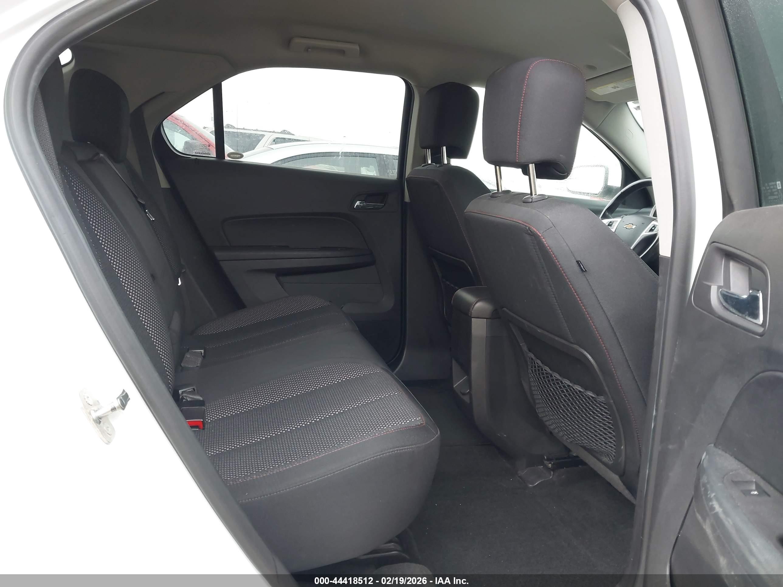 CHEVROLET EQUINOX image 8