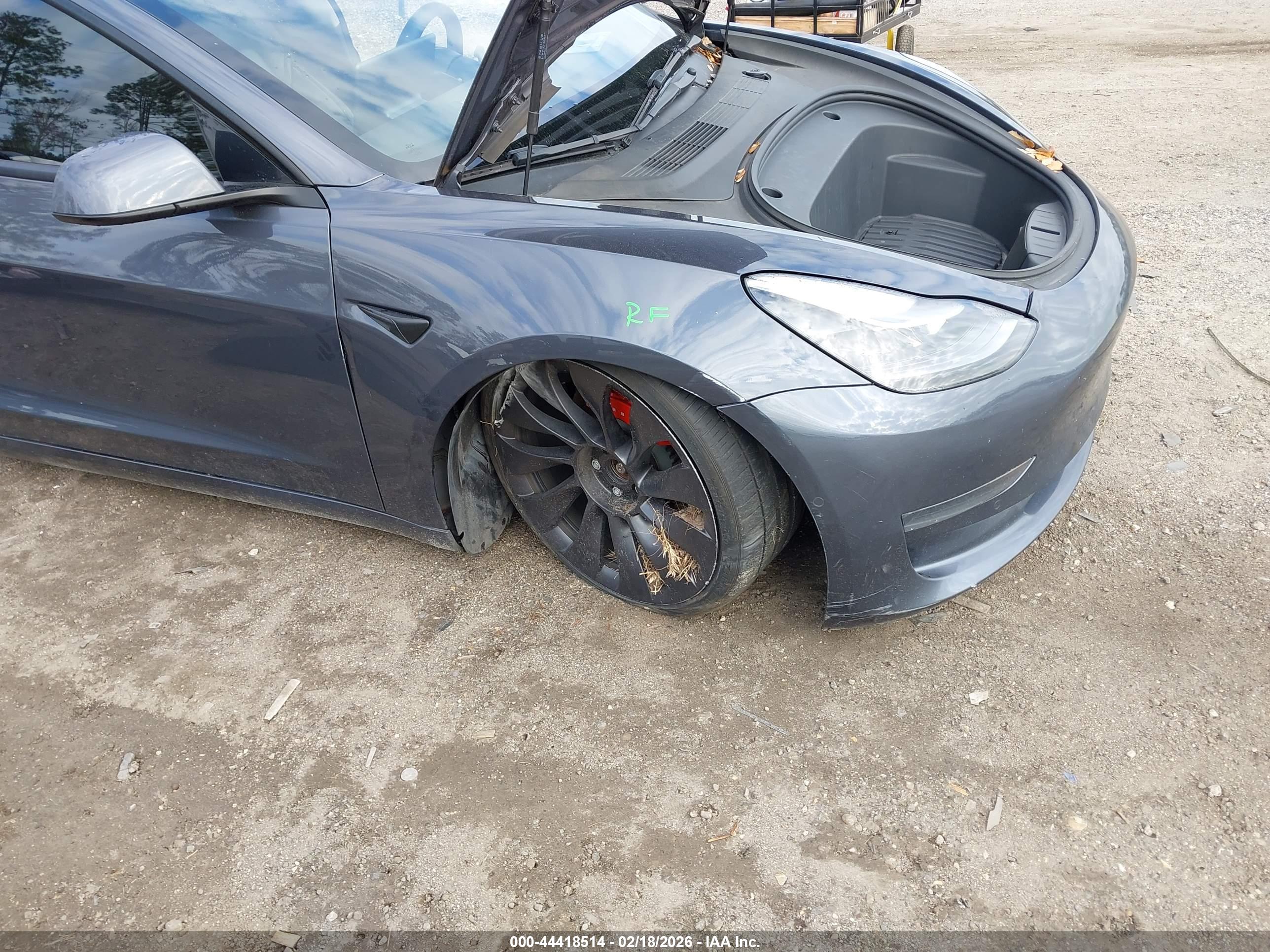 TESLA MODEL image 6