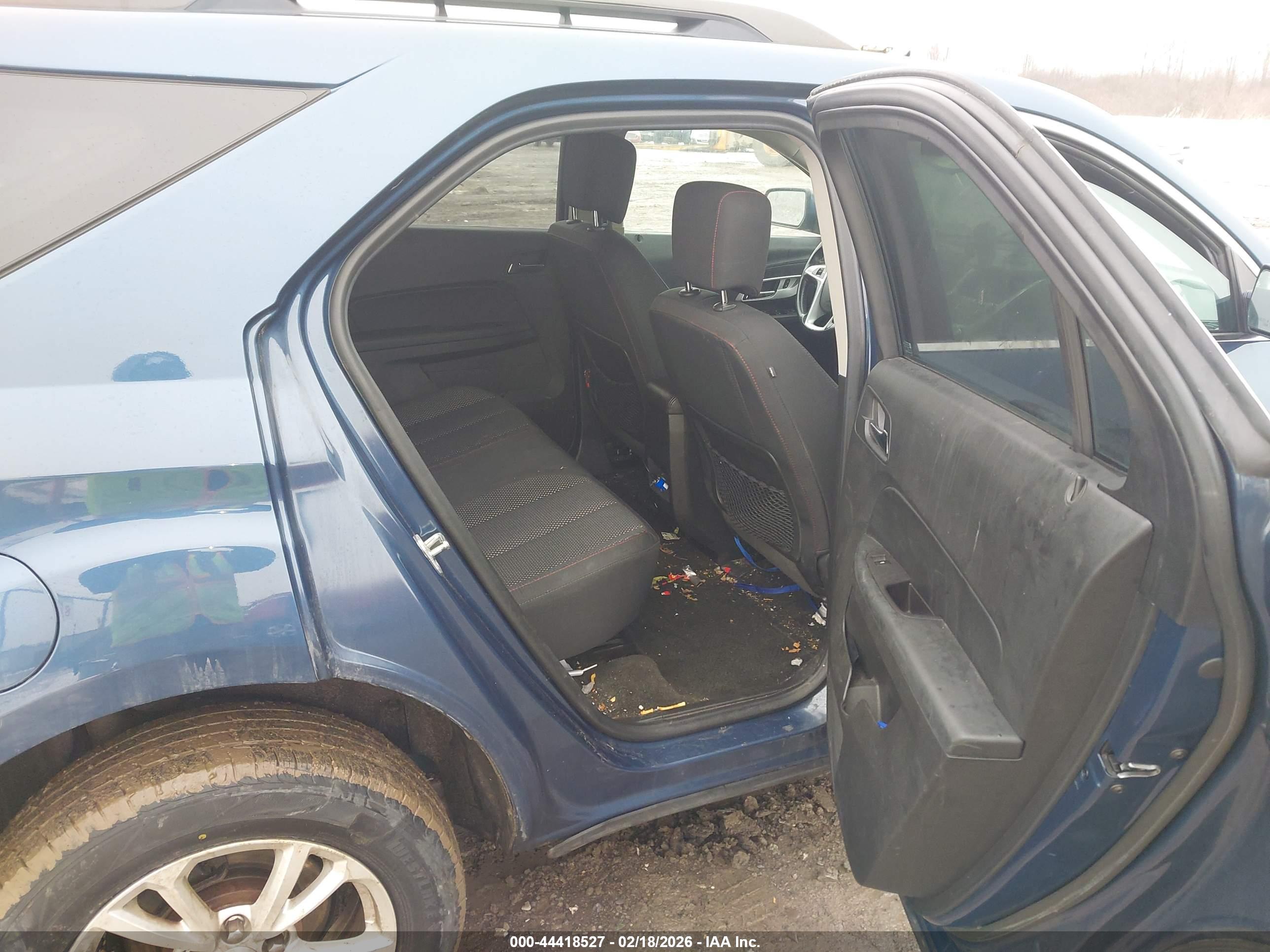 CHEVROLET EQUINOX image 8