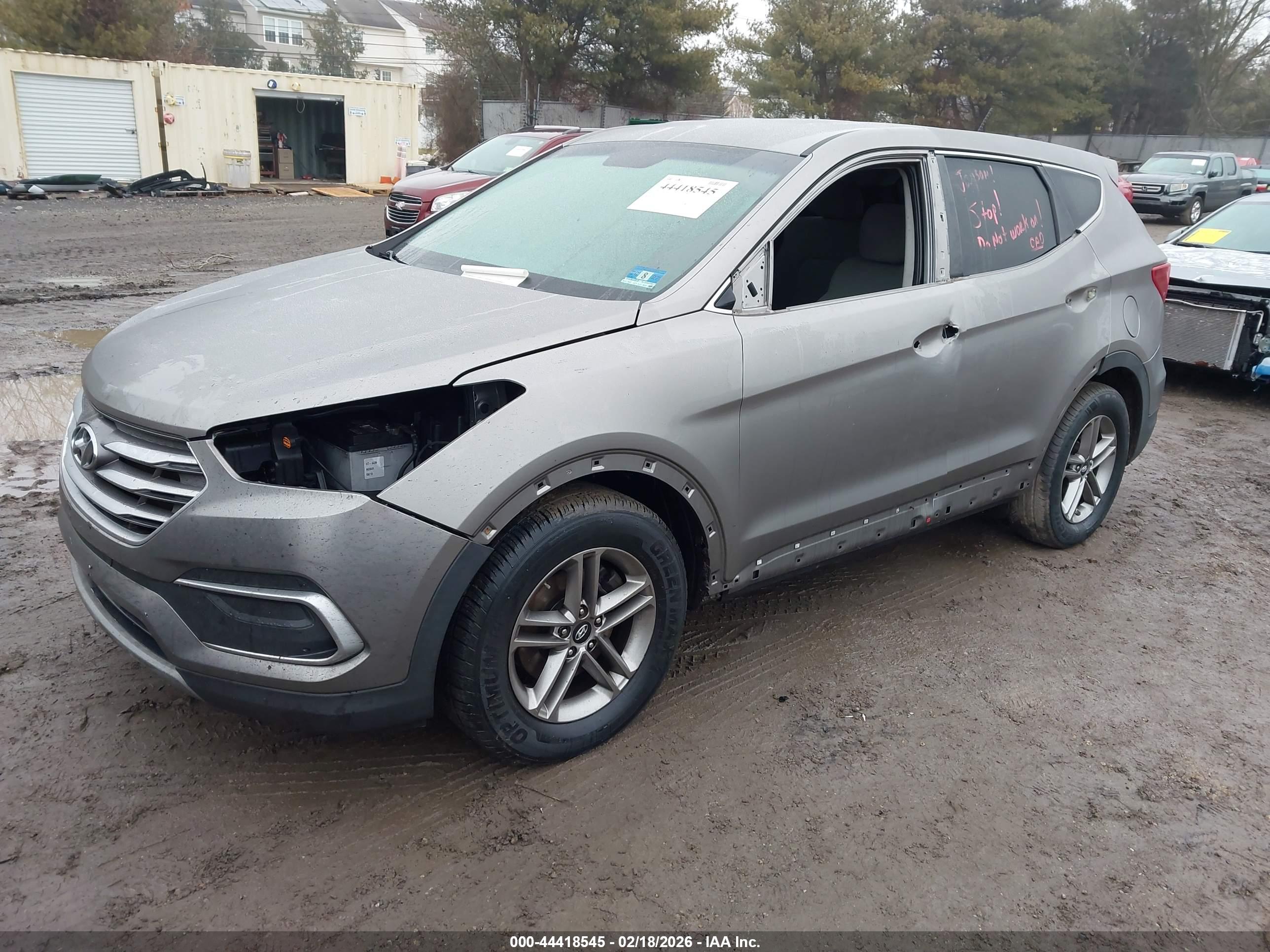 HYUNDAI SANTA image 2