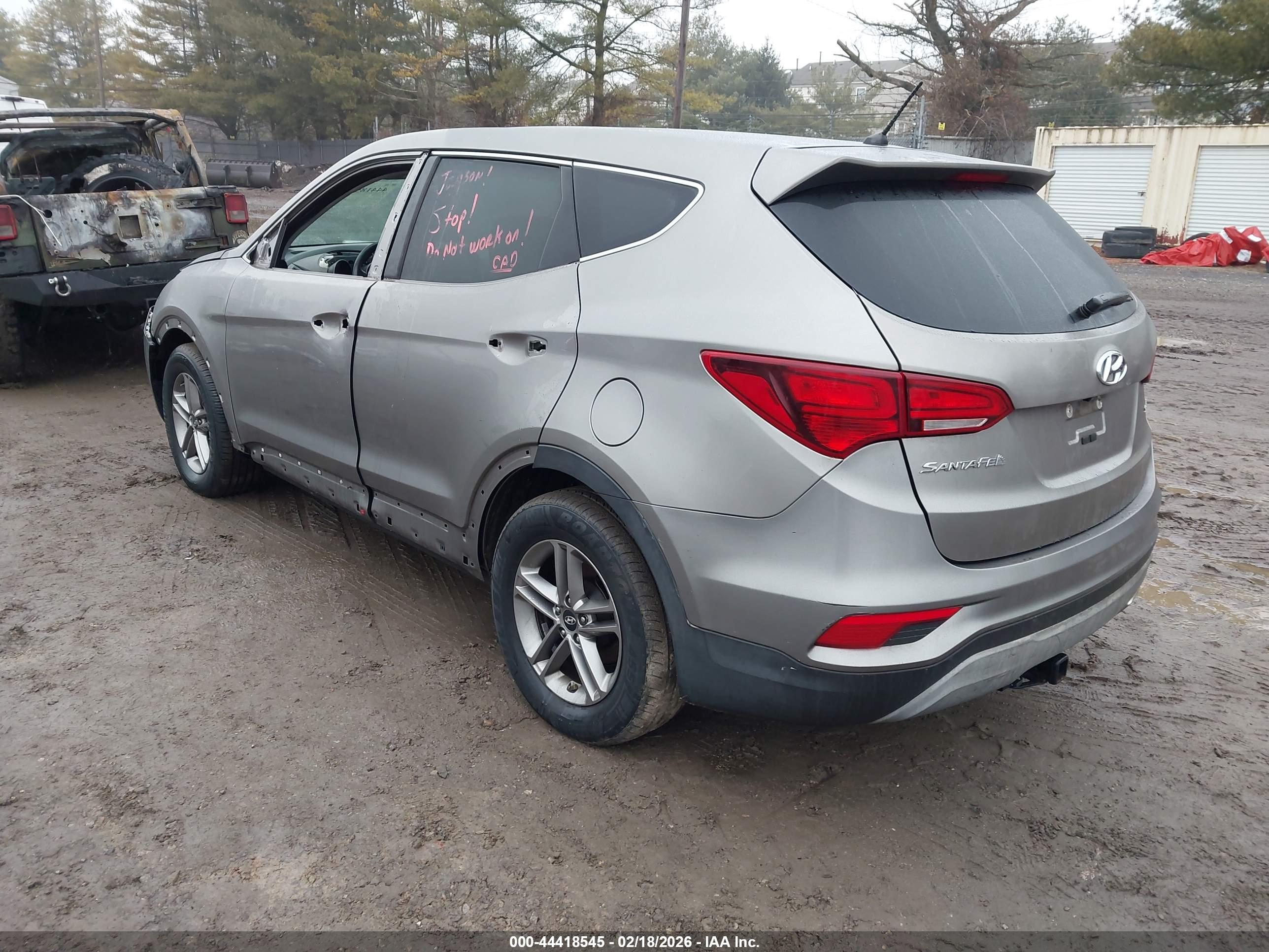 HYUNDAI SANTA image 3